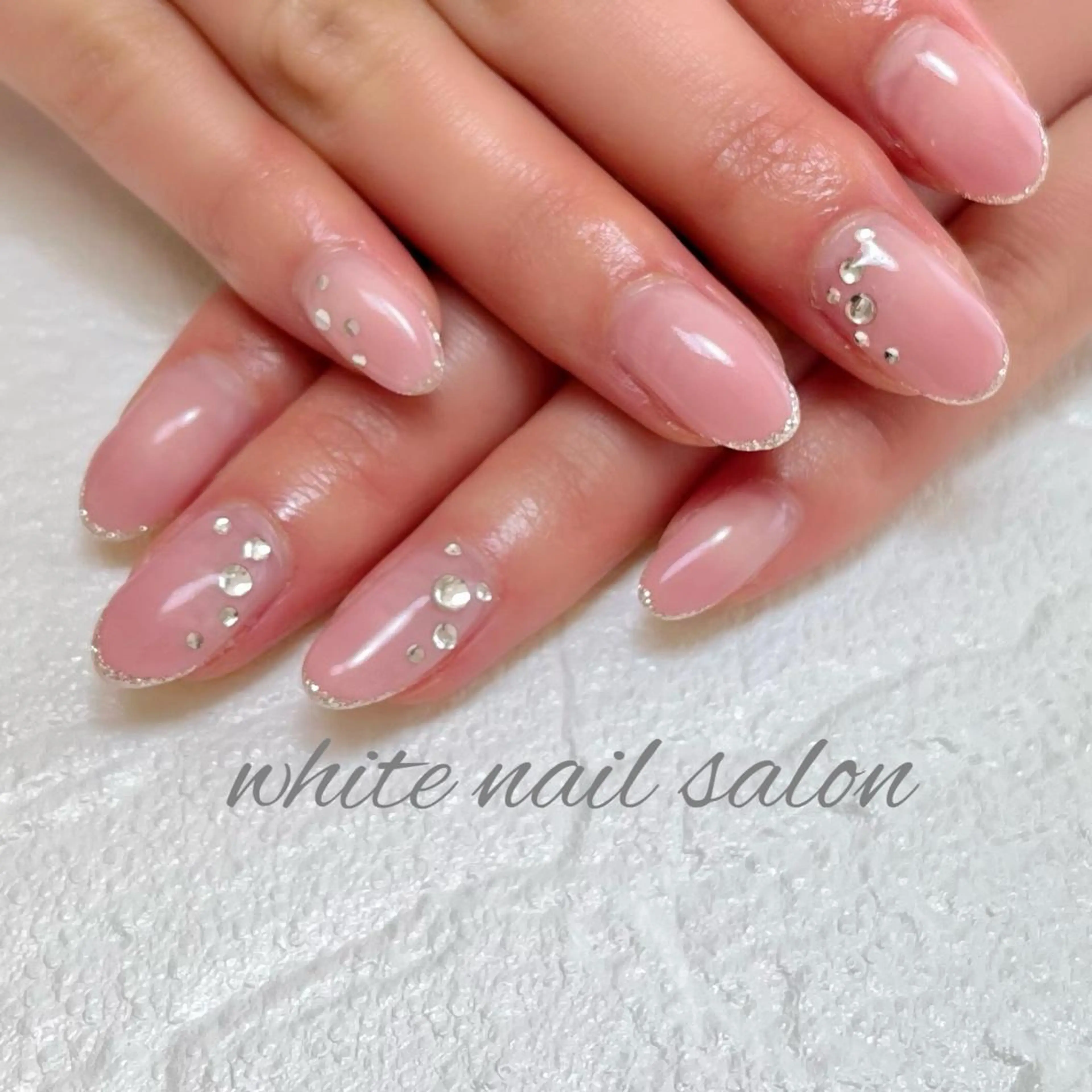 ネイル フットネイル ジェルネイル ハードジェル ラメ(グリッター) 持ち込み ハンドネイル white nail salonのネイルデザイン