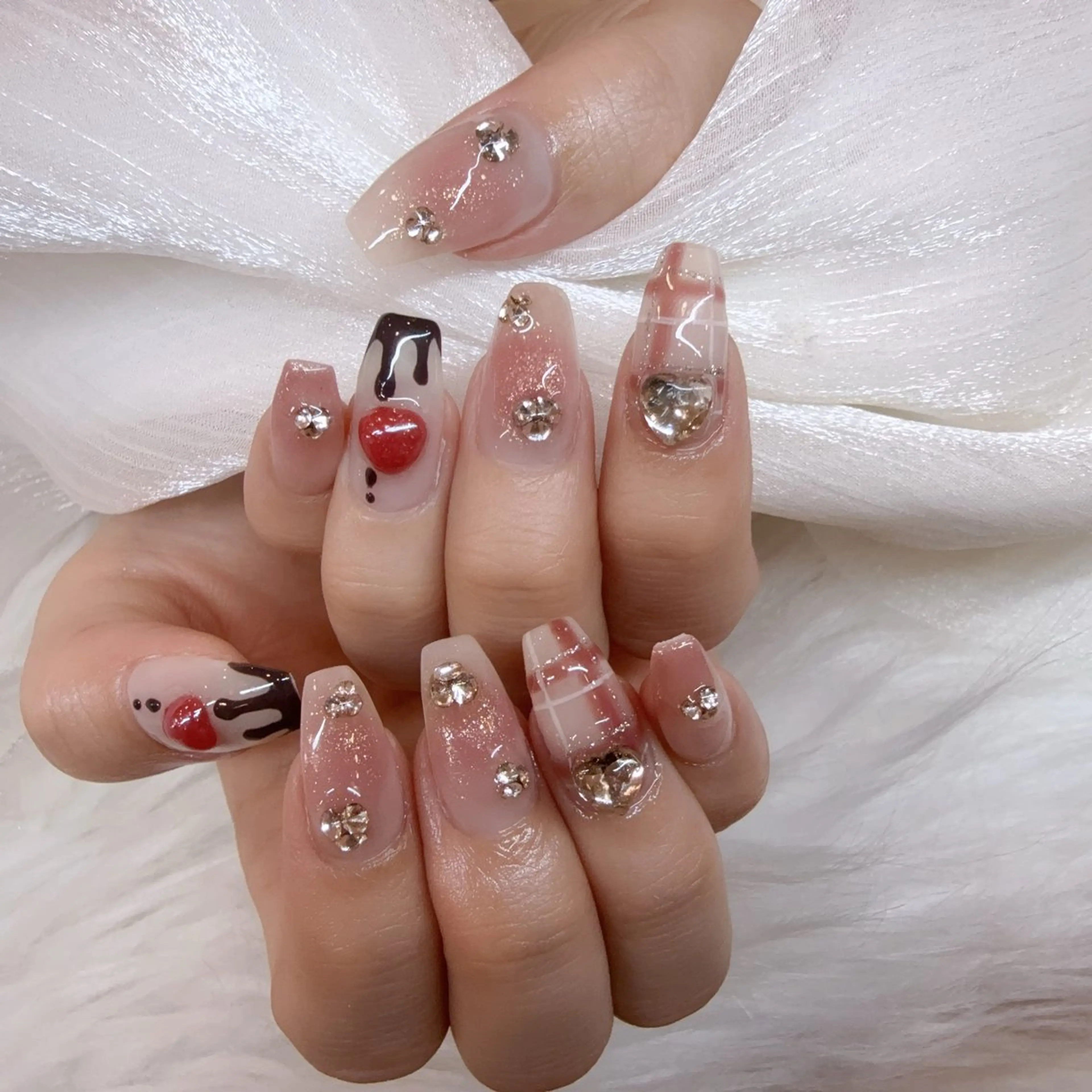 ネイル ハンドネイル COCO ネイルのネイルデザイン