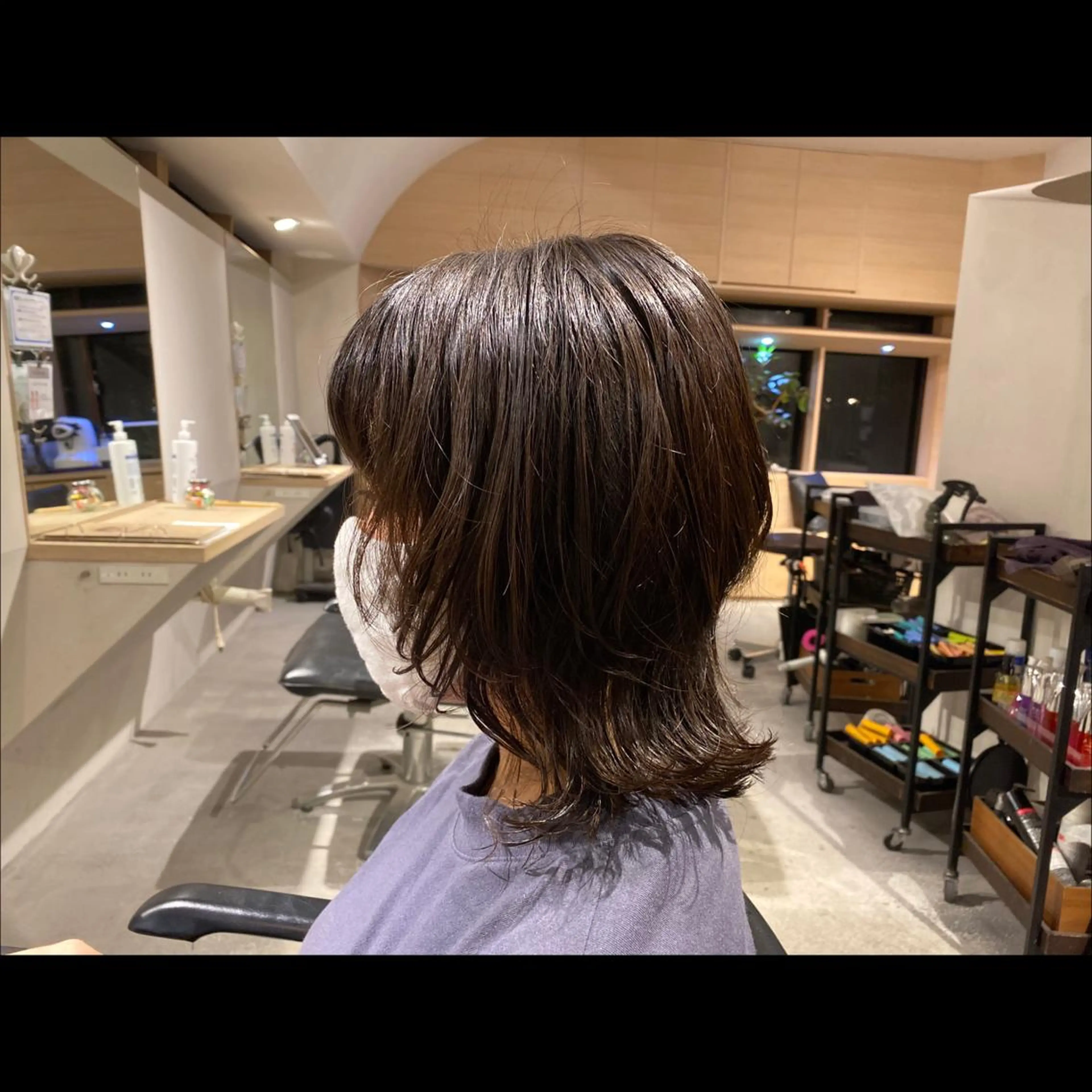 ミディアム カット 近野 浩隆のヘアスタイル