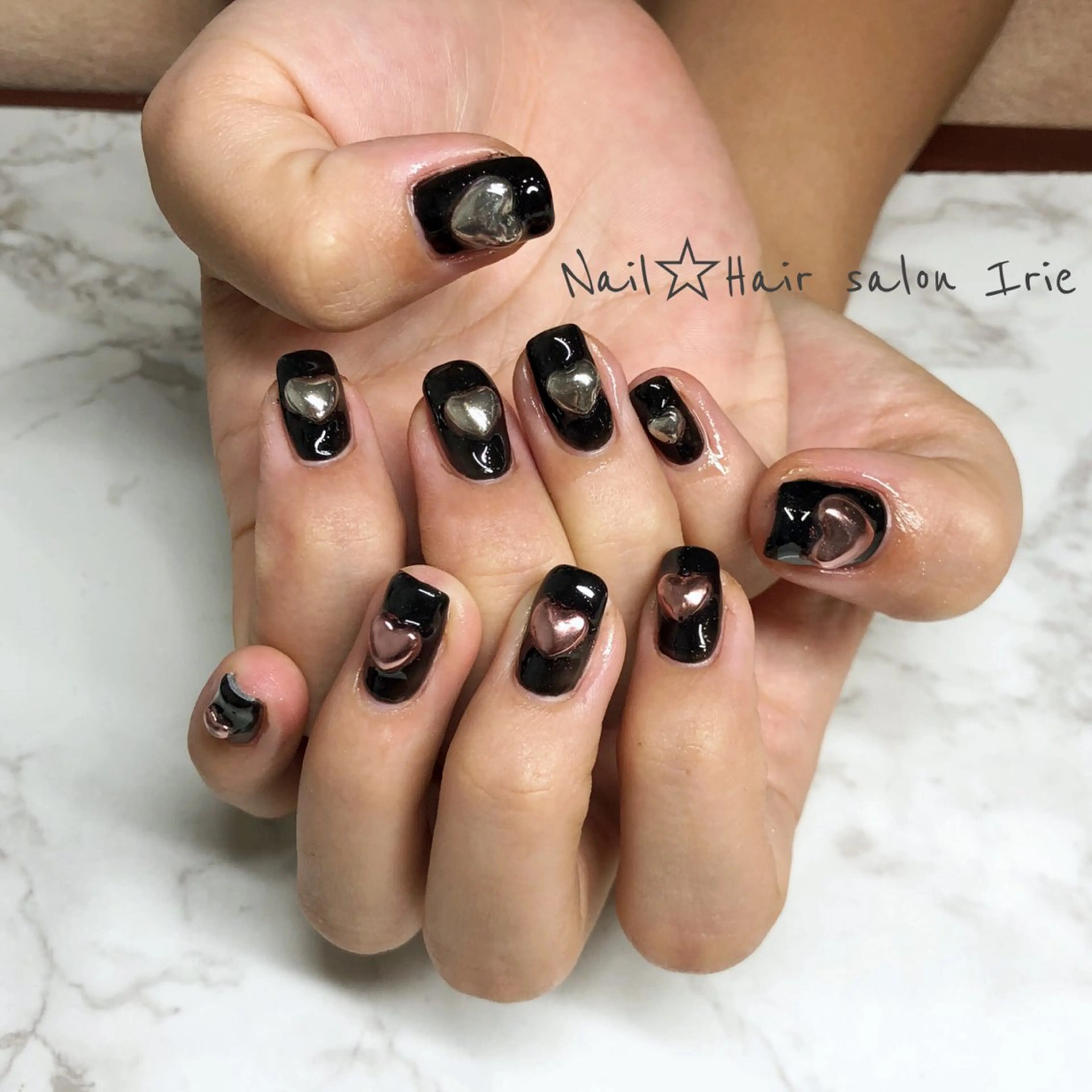 ネイル Hair salon Irie所属・與儀 知佳のネイルデザイン