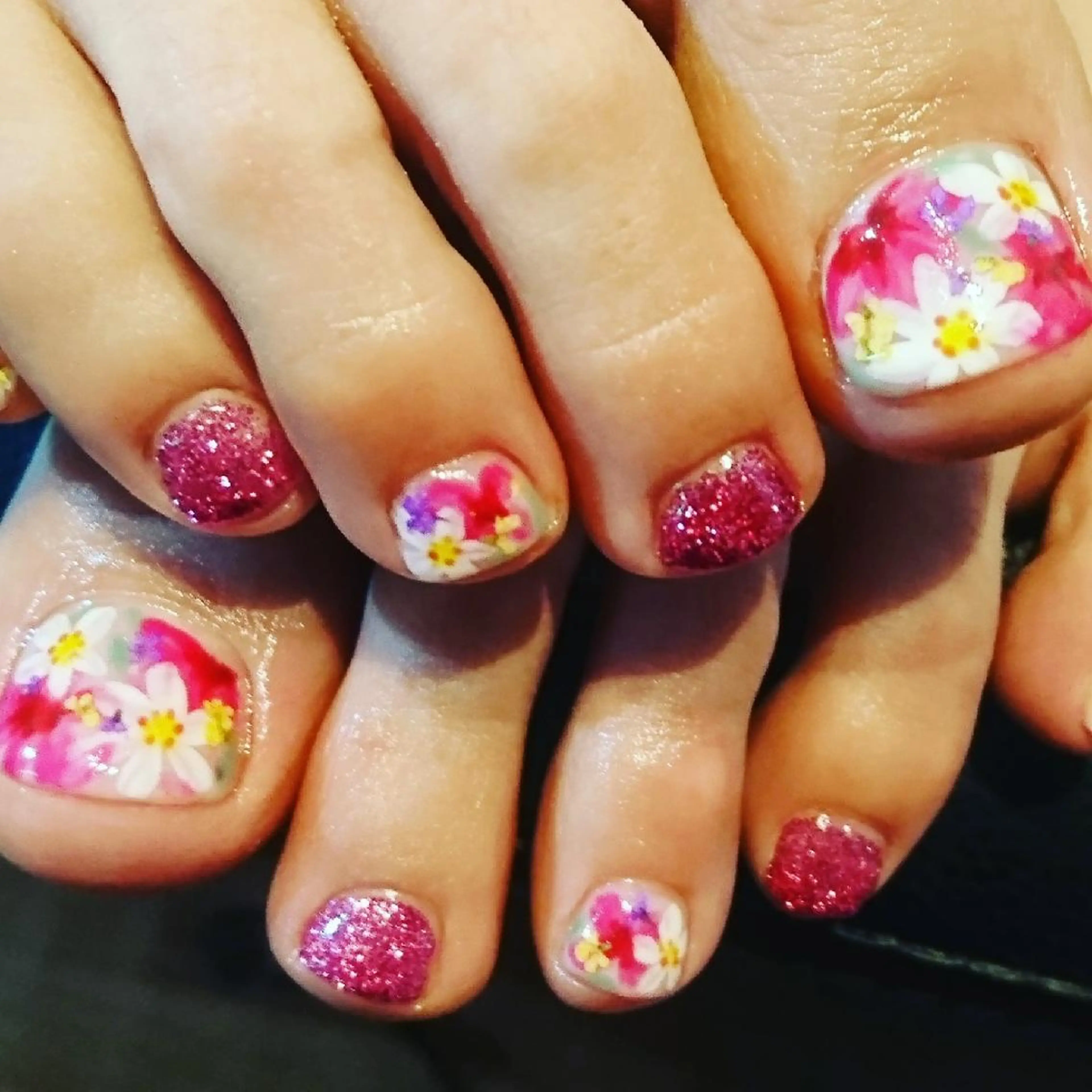 ネイル フットネイル ジェルネイル Nail Space R所属・ネイルスペースR 小林のネイルデザイン