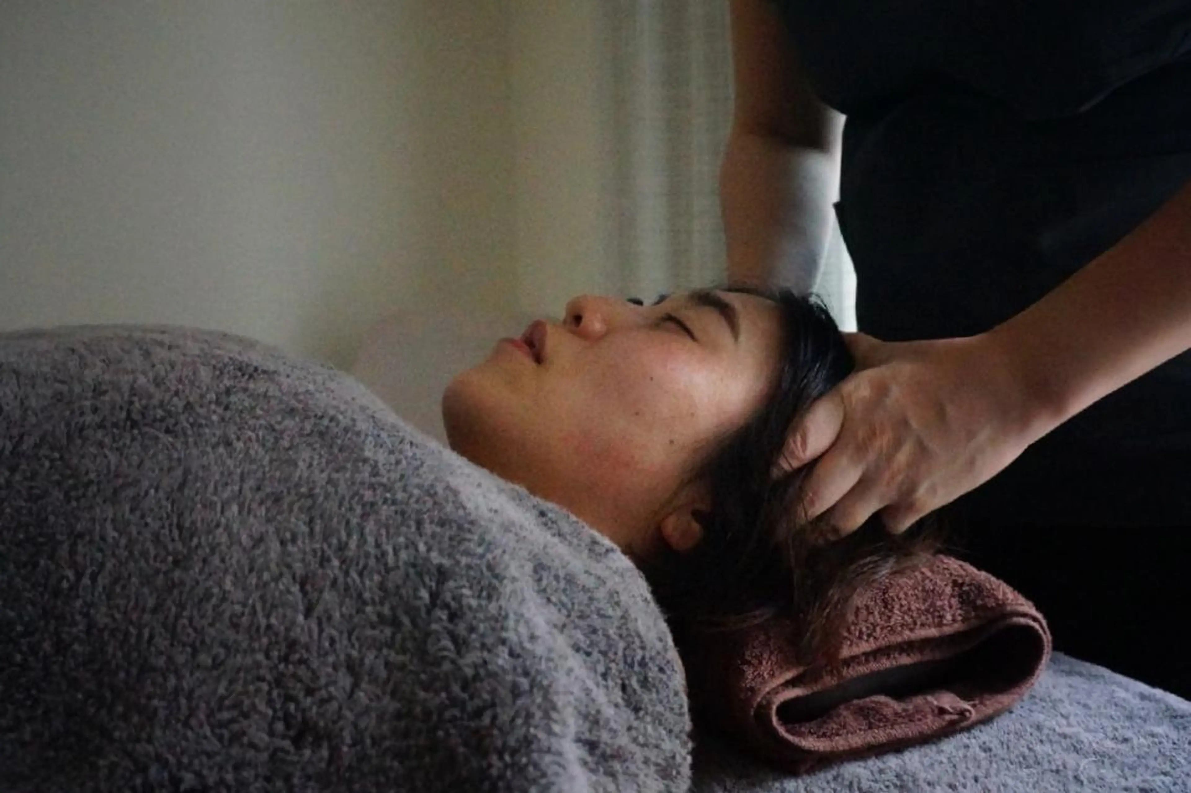 即効⚡小顔美容鍼🪡 むくみたるみ脂肪解消のエステ・リラクイメージ