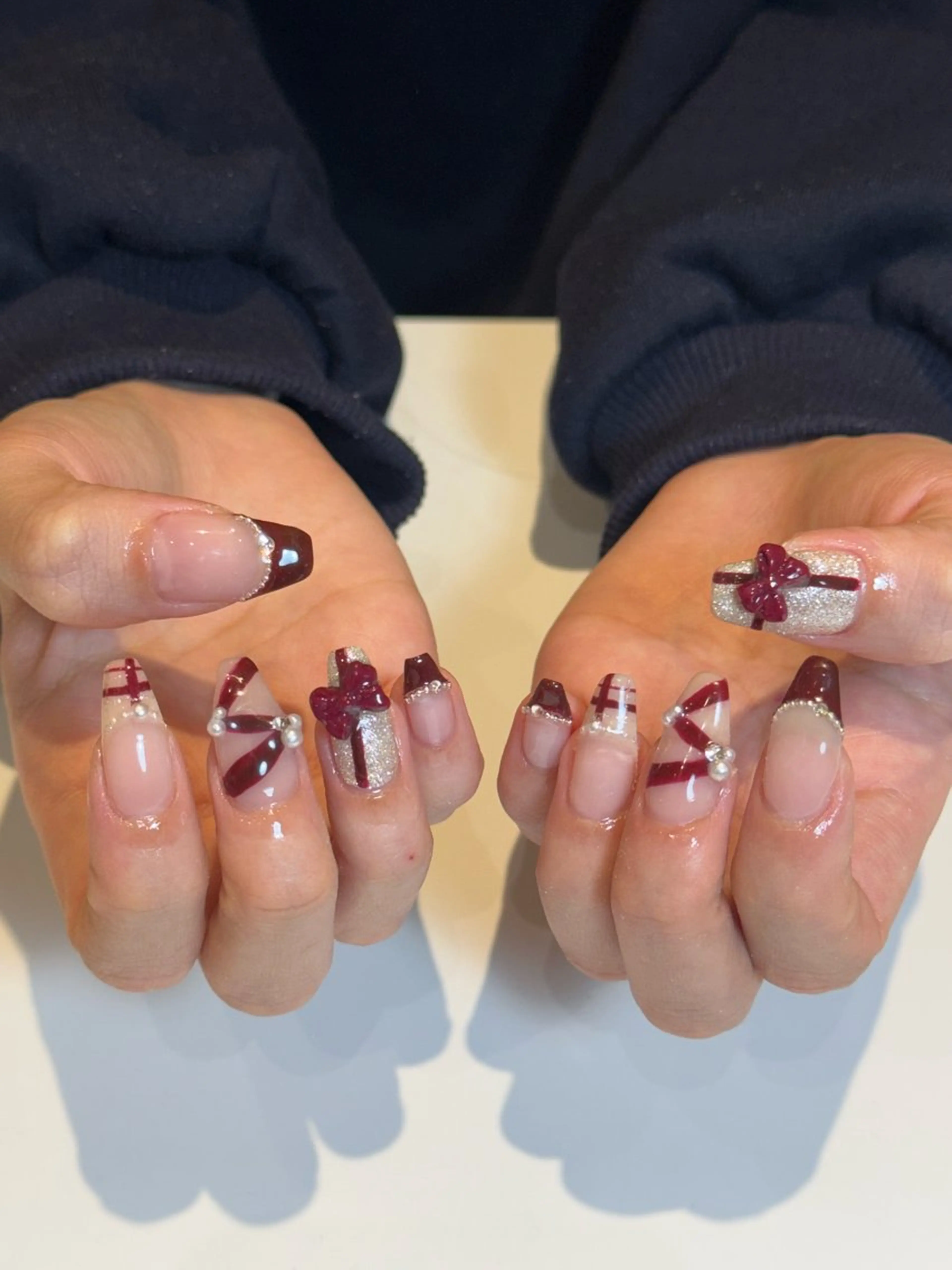 ネイル 冬ネイル クリスマス ハンドネイル 🦋 りえ🦋のネイルデザイン