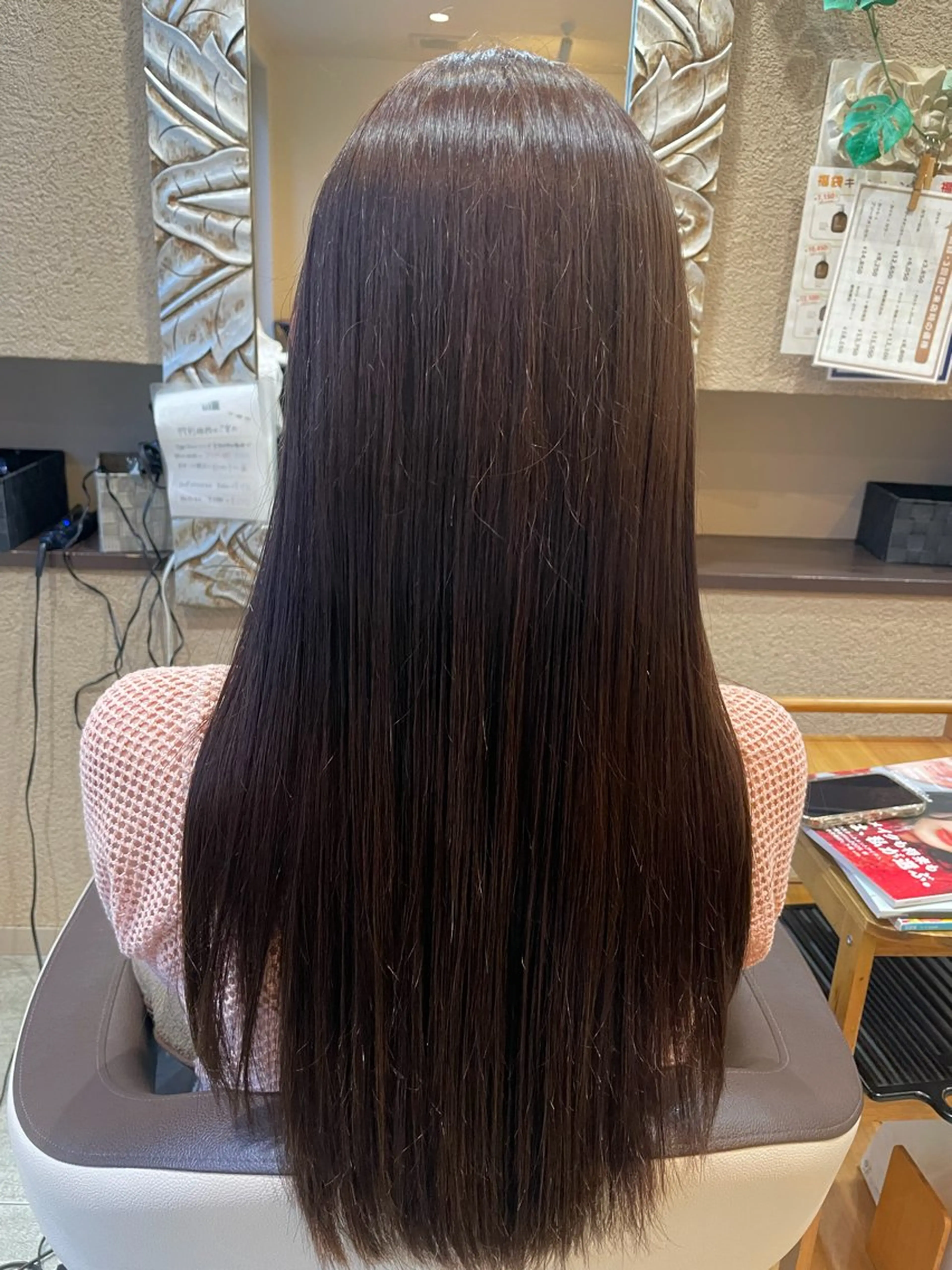 ロング カラー ブラウンカラー カット ヘアカラー 勘場 万菜華のヘアスタイル