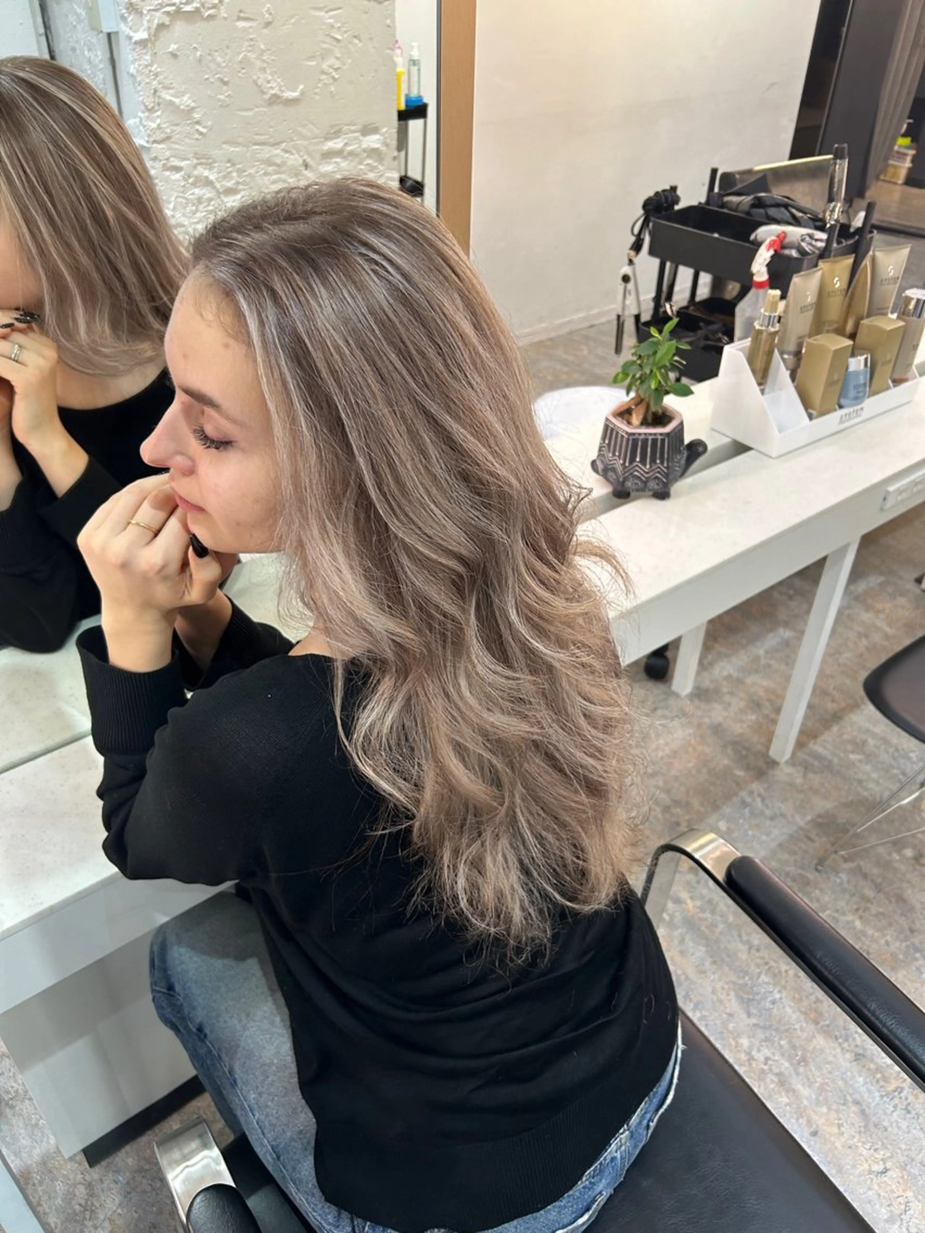 ロング カラー ハイライトカラー ハイライト カット ヘアカラー トリートメント レイヤーカット BLend 渋谷のヘアスタイル