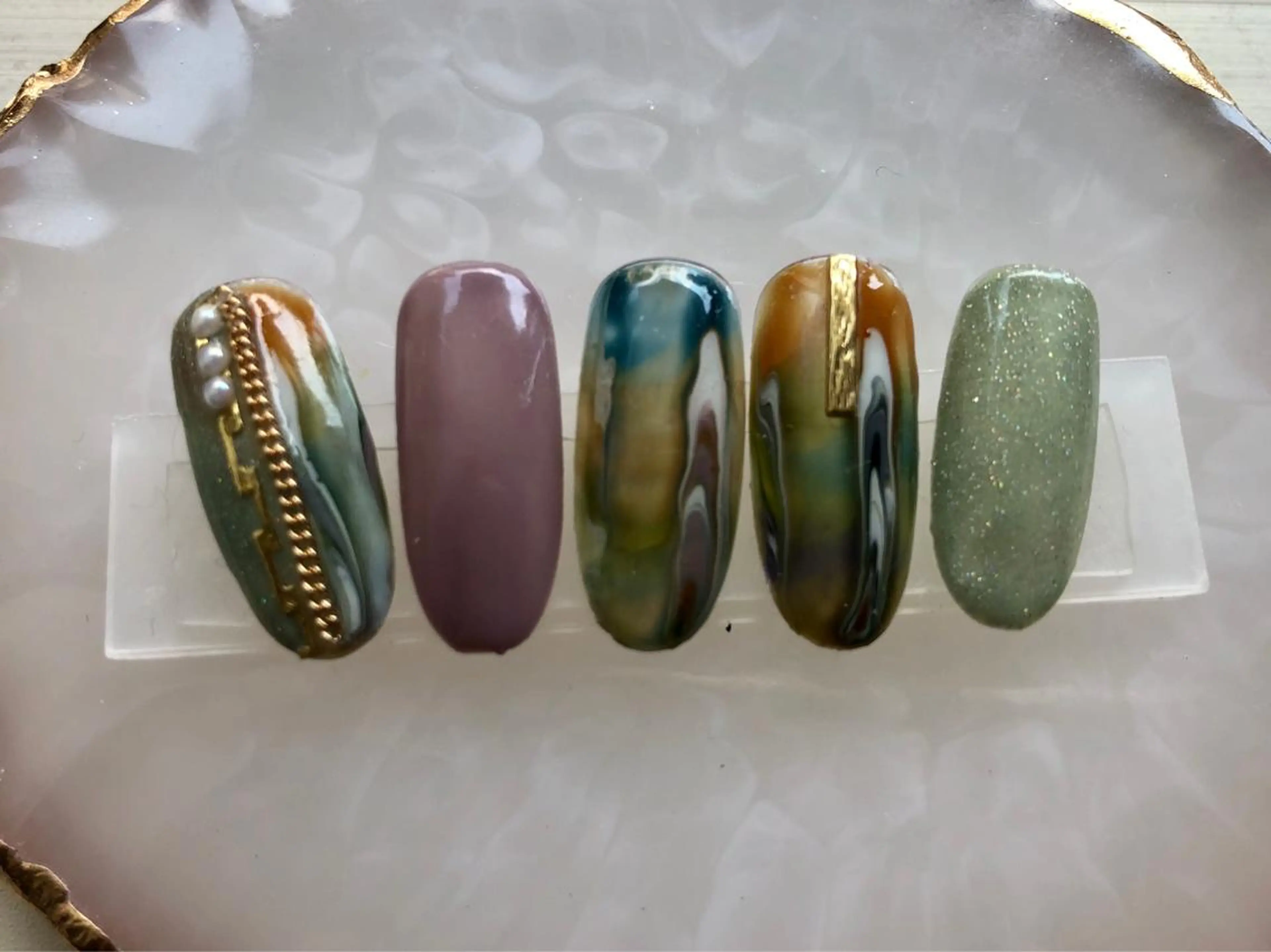 ネイル ニュアンスネイル 奥園 良恵のネイルデザイン