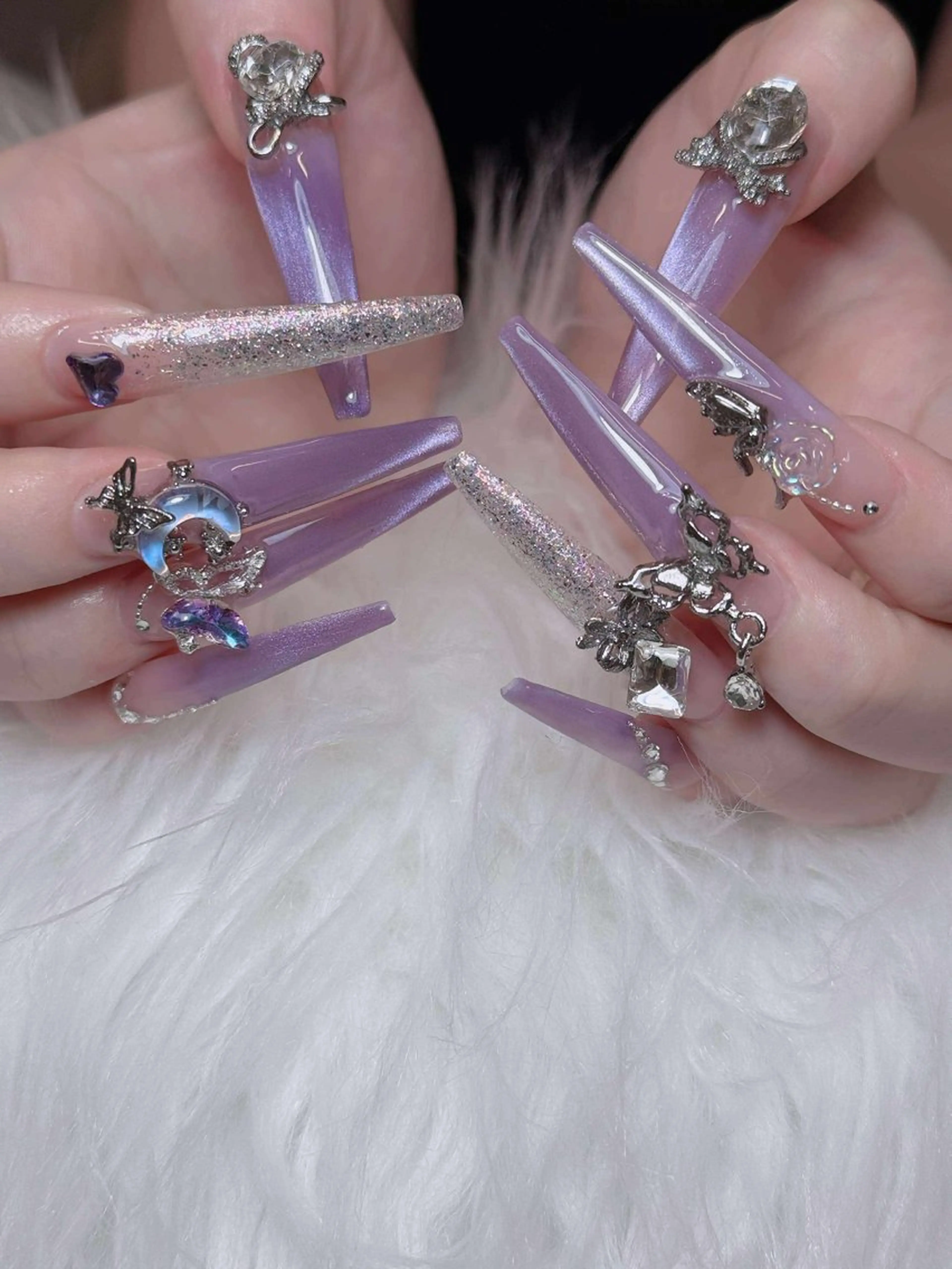 ネイル オーロラネイル チークネイル フットネイル フレンチネイル 韓国ネイル ハンドネイル Lumi Nail 新大久保3‘のネイルデザイン