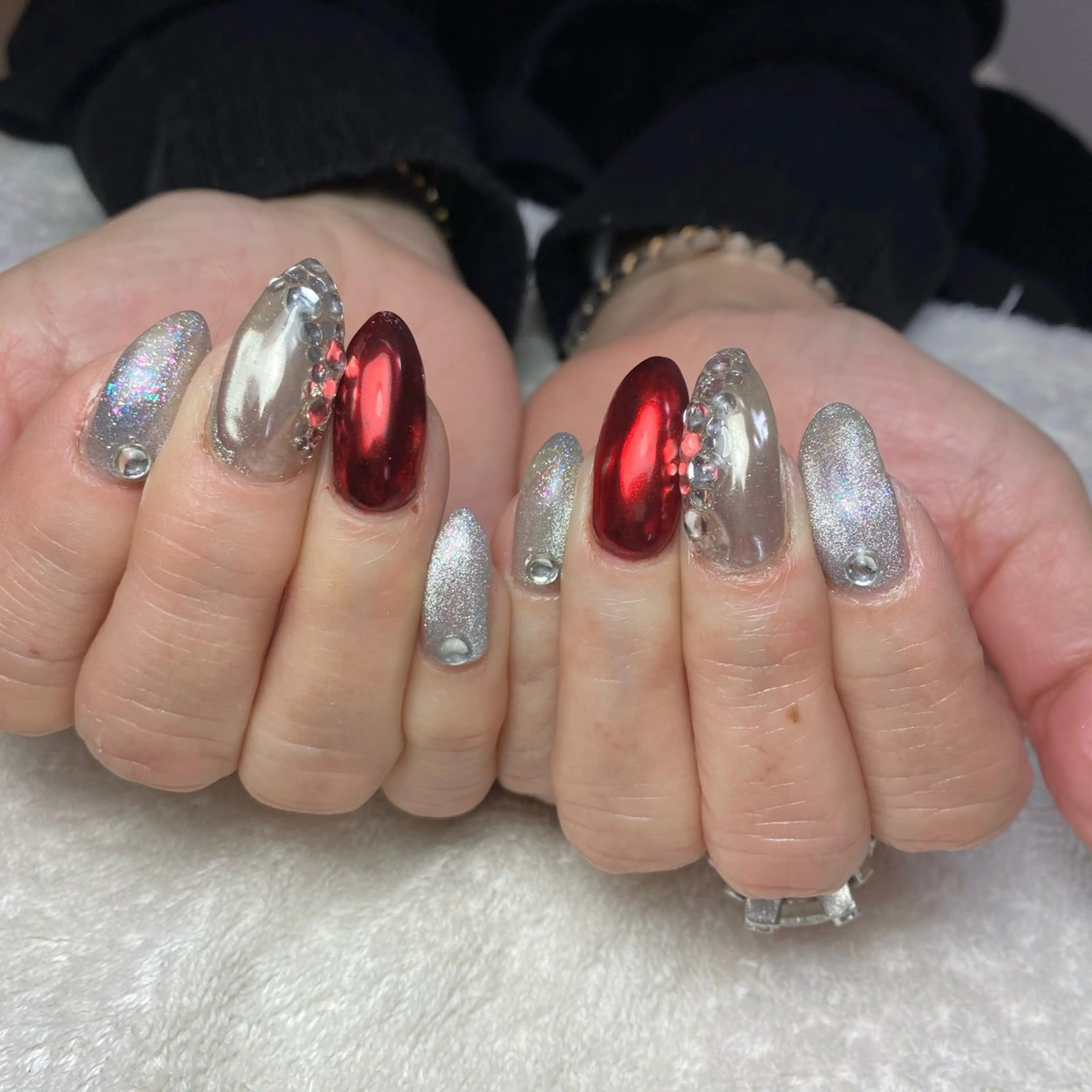 ネイル マグネットネイル ミラーネイル COCO+所属・COCO +のエステ・リラクイメージ