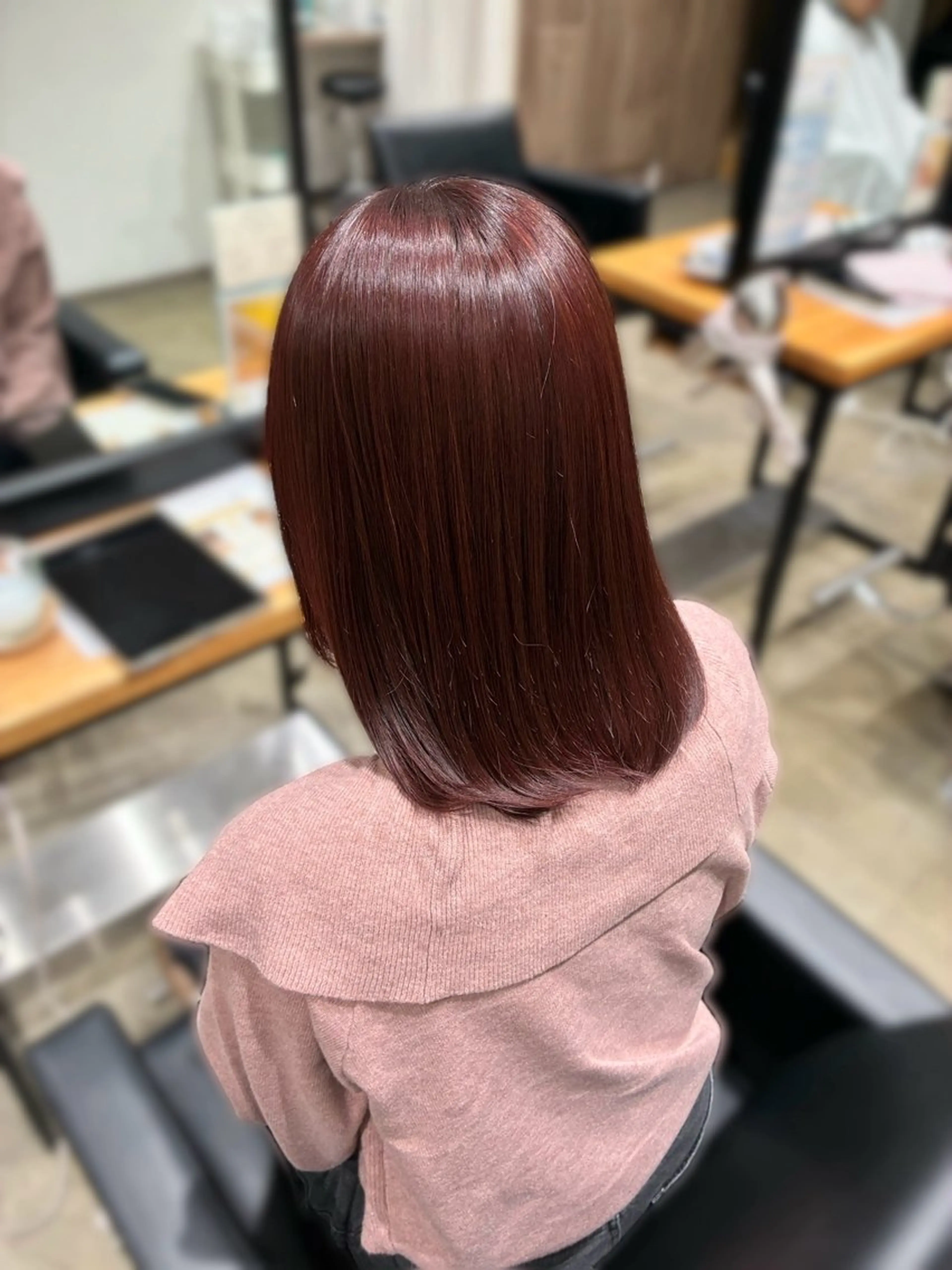 ミディアム カラー ブラウンカラー ピンクカラー ピンクブラウン 卒業式のヘアスタイル ヘアカラー 中谷 美月のヘアスタイル