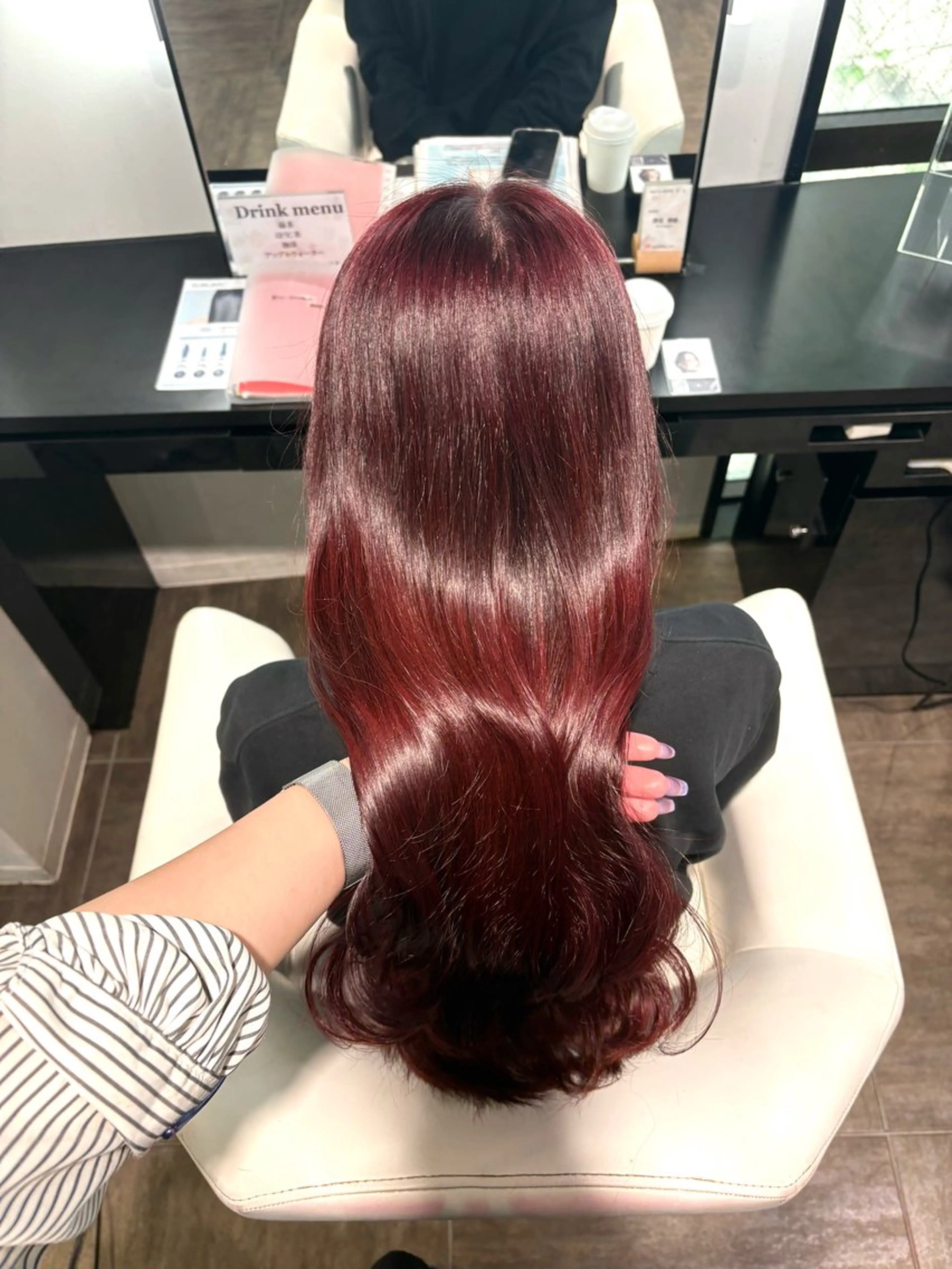 ロング カラー ブリーチ ダブルカラー ブリーチなしカラー レッドカラー ヘアカラー トリートメント 🖤大人可愛い⌇ 𝐑 𝐈 𝐎🖤のヘアスタイル