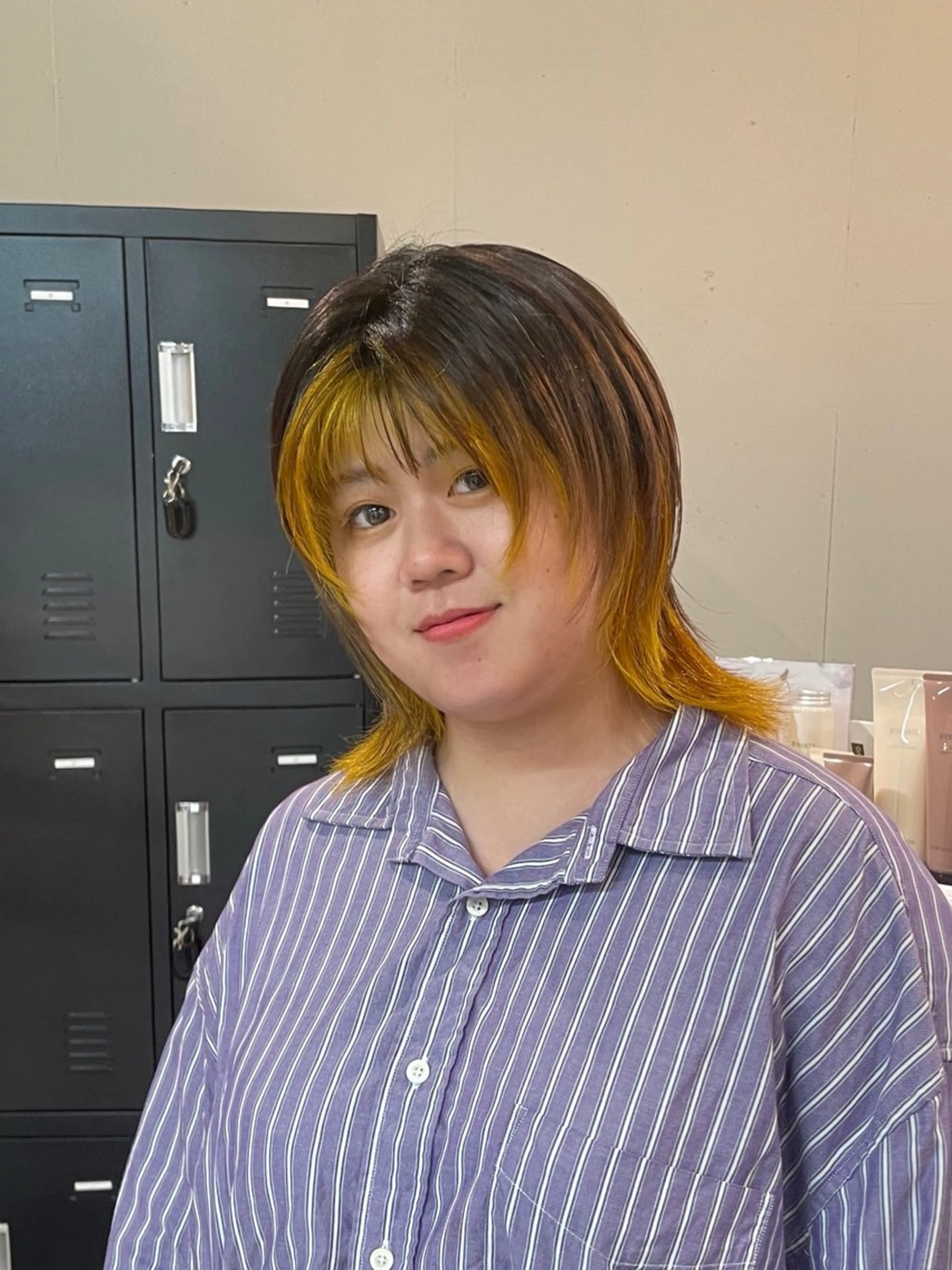 ショート カラー ブリーチ 顔周りカット ウルフカット カット ヘアカラー A/LEE所属・久保田 千尋のヘアスタイル