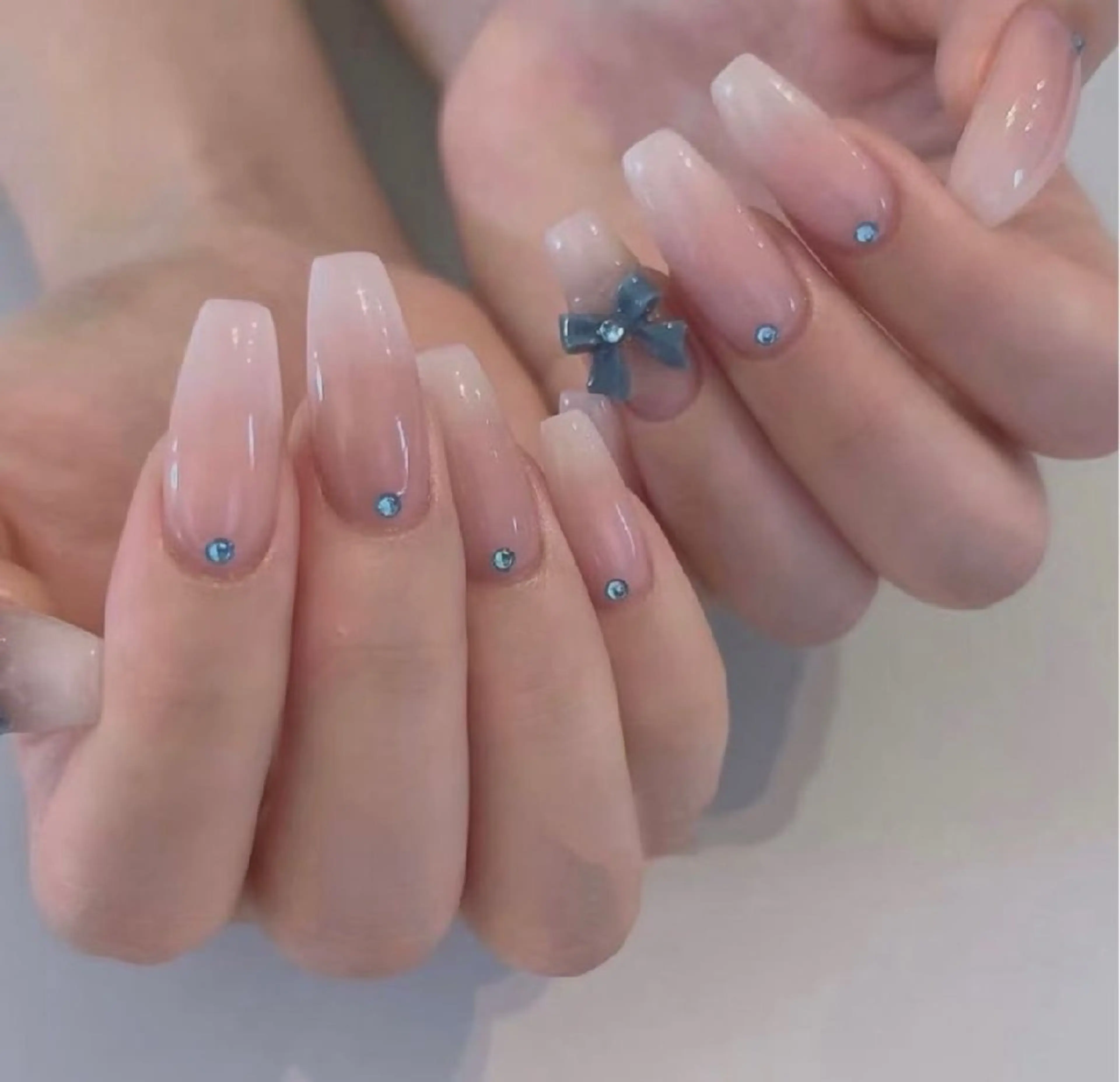 ネイル フラワーネイル フレンチネイル ジェルネイル ガラスフレンチ ハート ハンドネイル Oomiya 服部のネイルデザイン