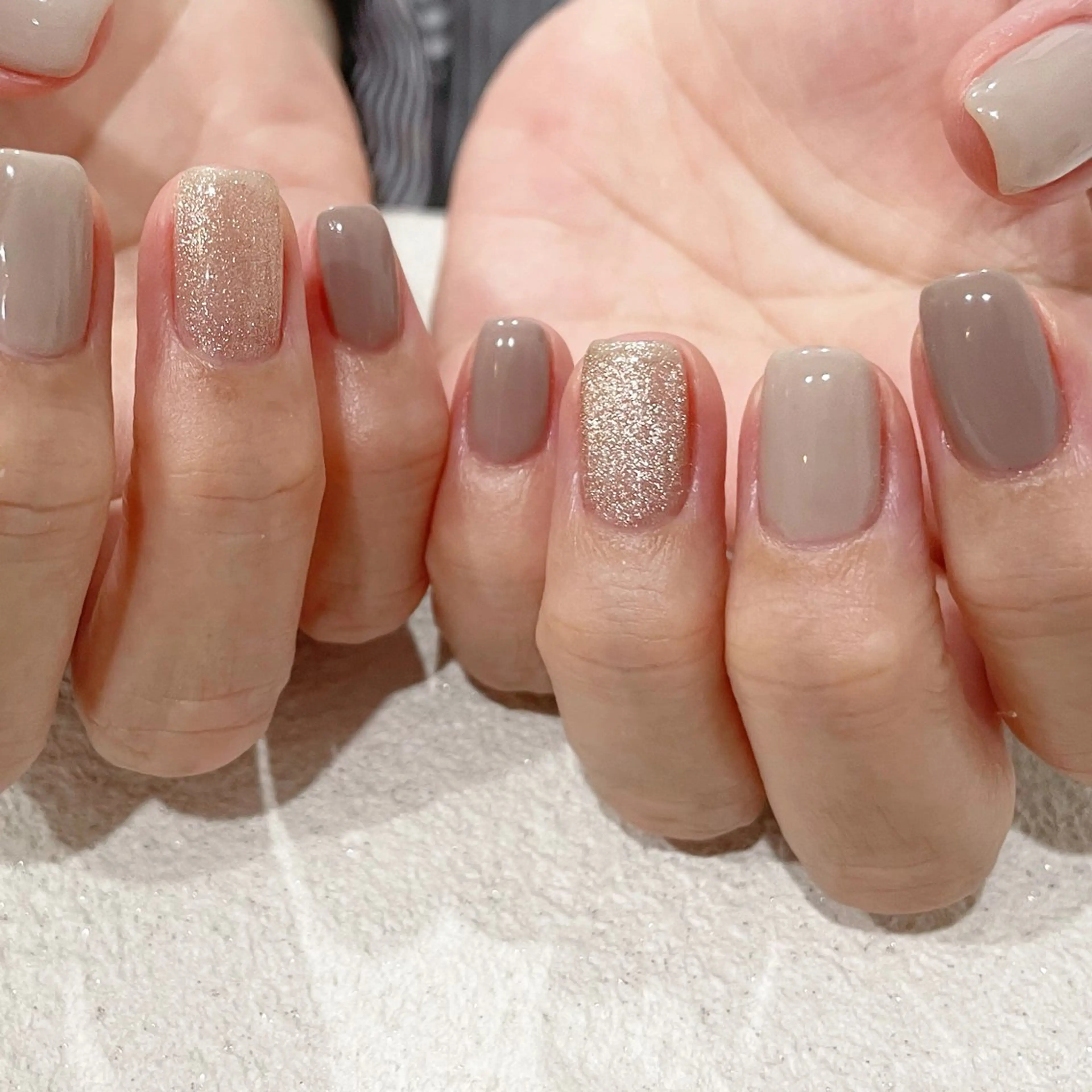 ネイル ジェルネイル パラジェル パラジェルサロン 大人女性が通うサロンのネイルデザイン