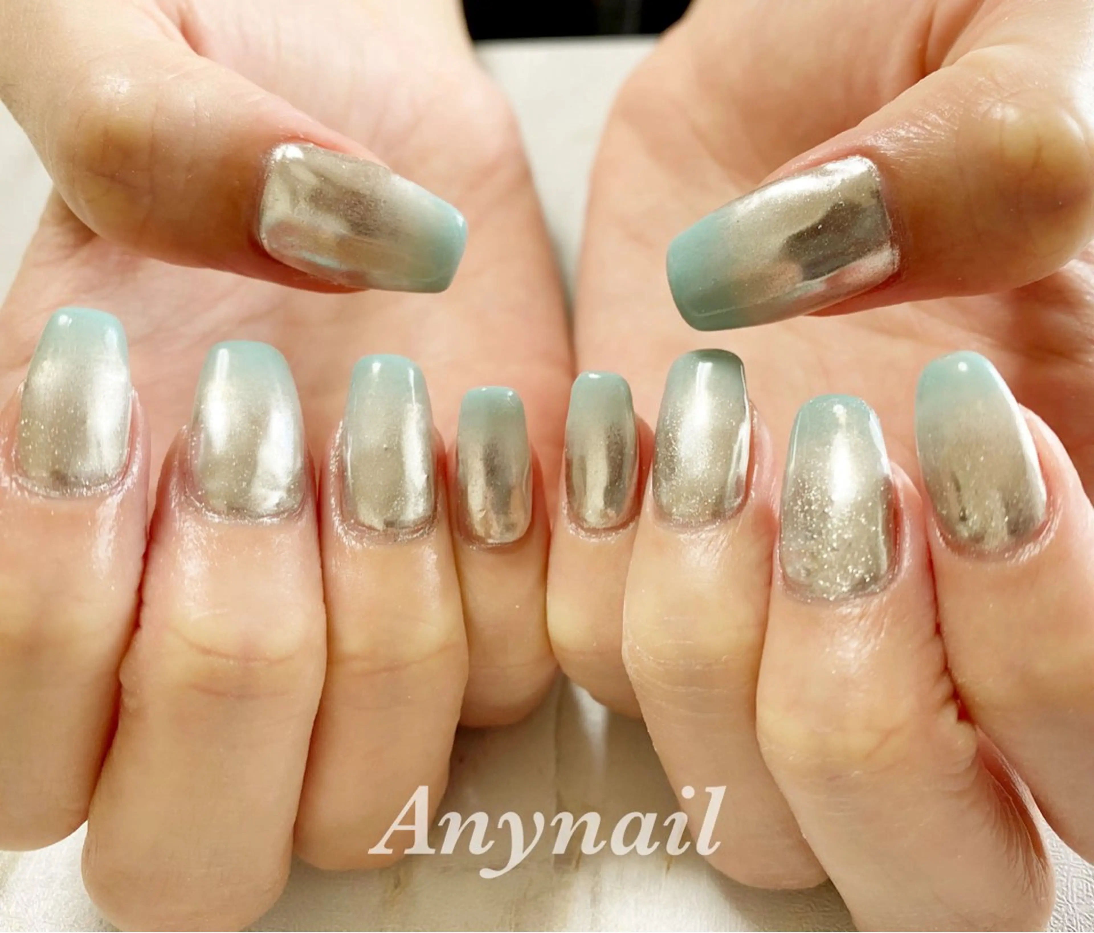 ネイル ブルー グラデーション キラキラネイル マグネットネイル ミラーネイル ハンドネイル 岩澤 恵子のネイルデザイン