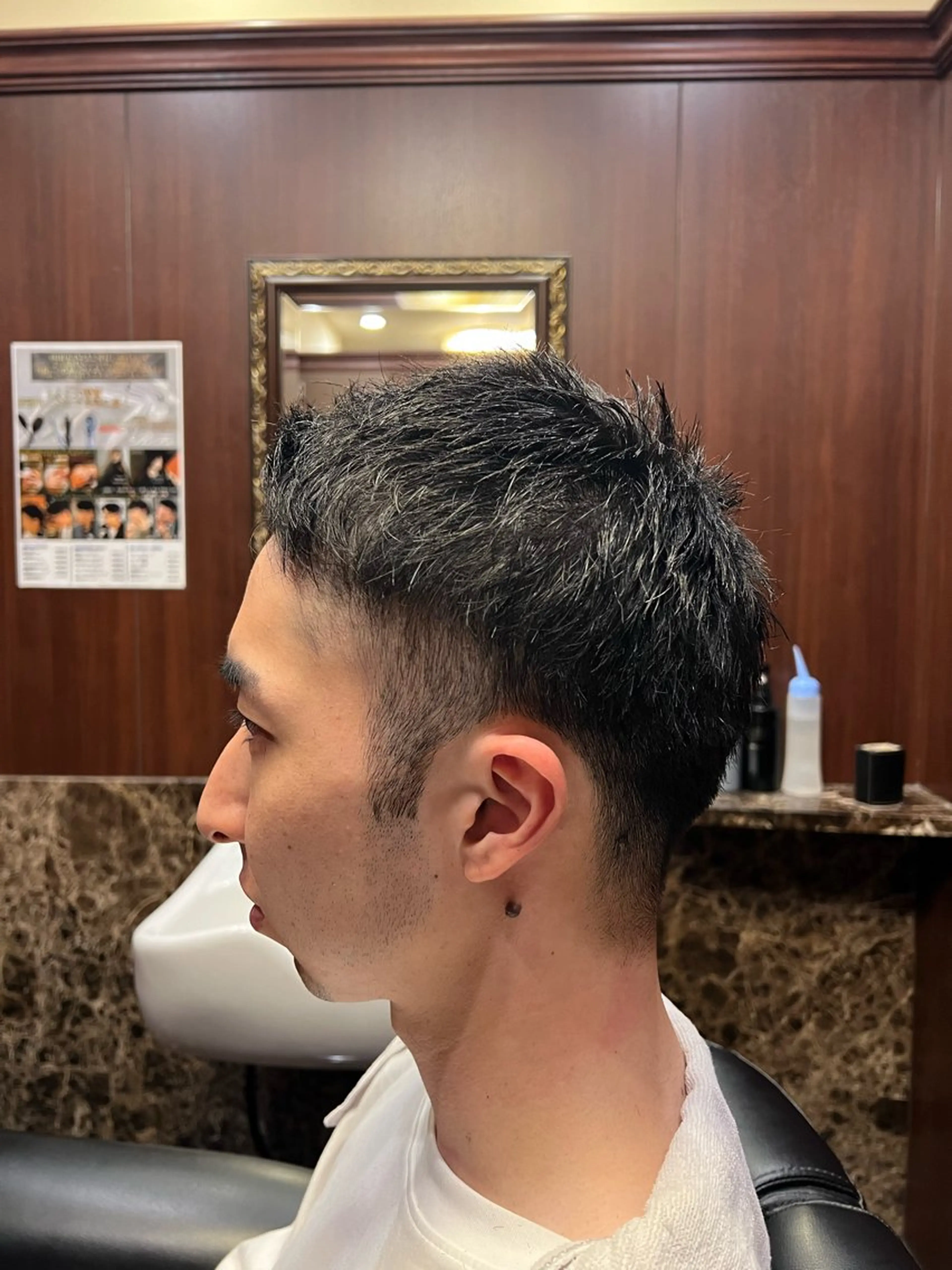 ショート ヒロ銀座バーバーショップ丸の内所属・秋山 琳太のヘアスタイル