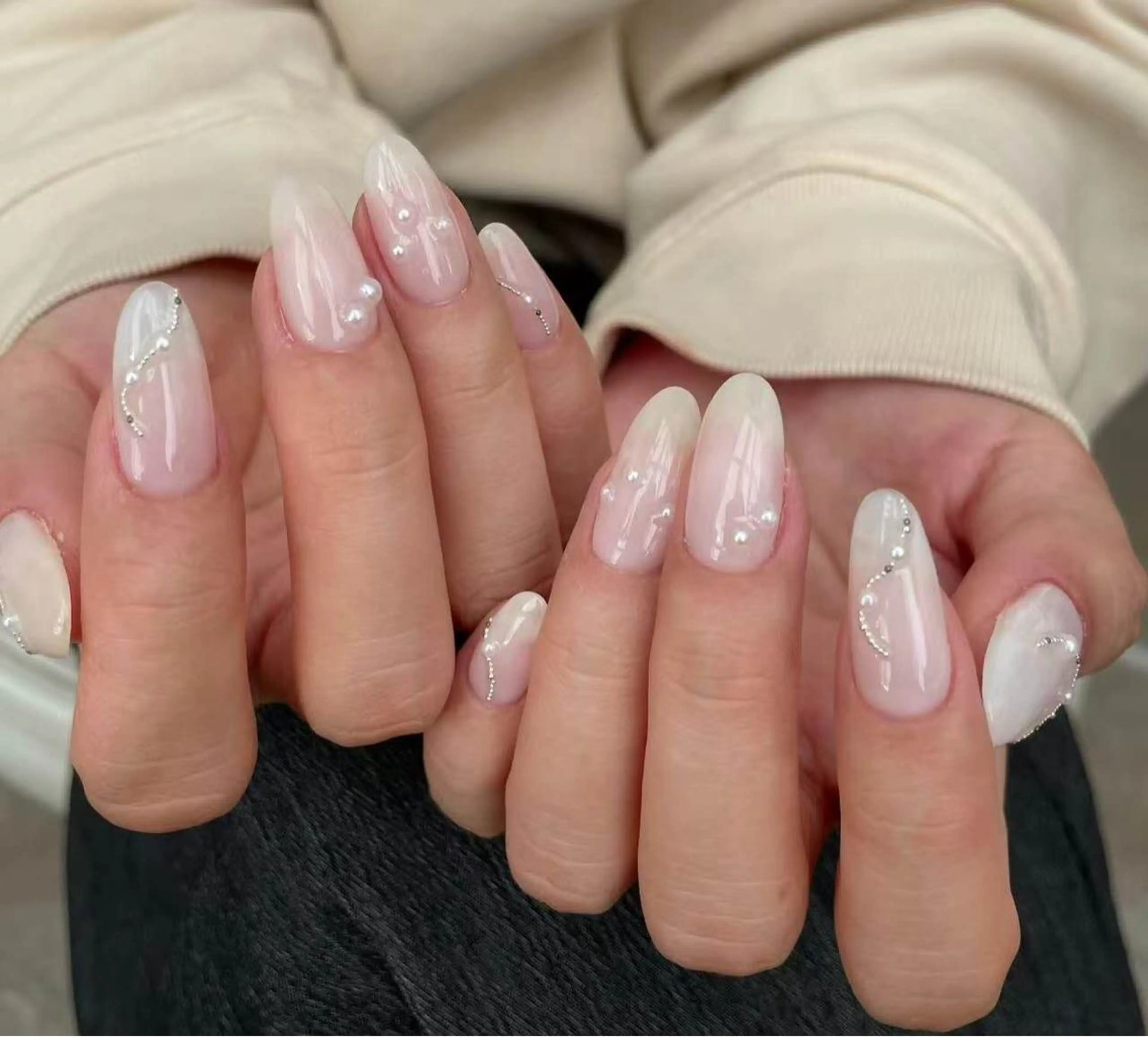 ネイル オーロラネイル フラワーネイル フットネイル フレンチネイル ジェルネイル ハンドネイル BabyYouMi ねねのネイルデザイン