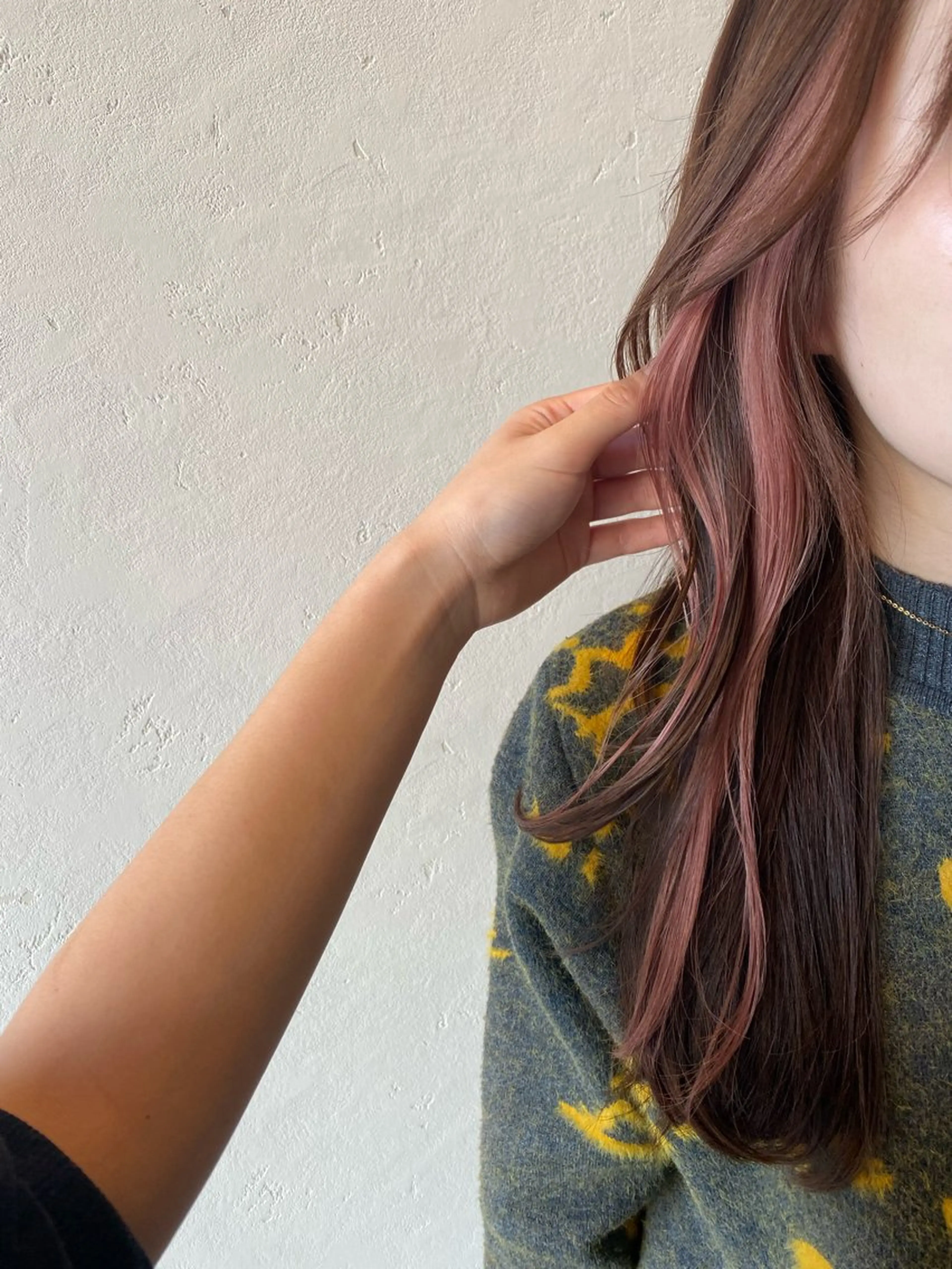 ロング カラー イヤリングカラー カット ヘアカラー 希優🌺ソムリエ /ブリーチ/カットのヘアスタイル