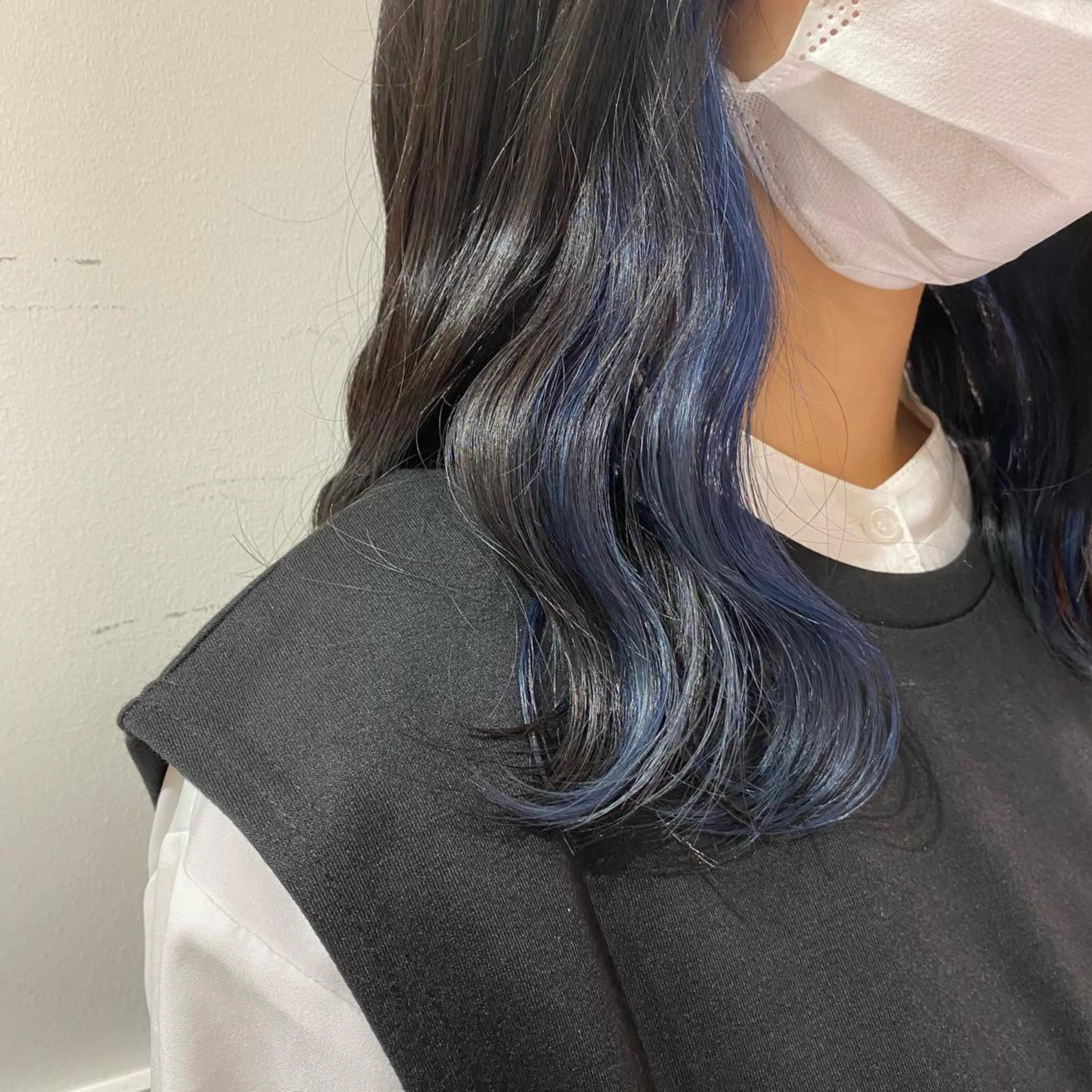 インナーカラー＋全体カラー＋カットの写真