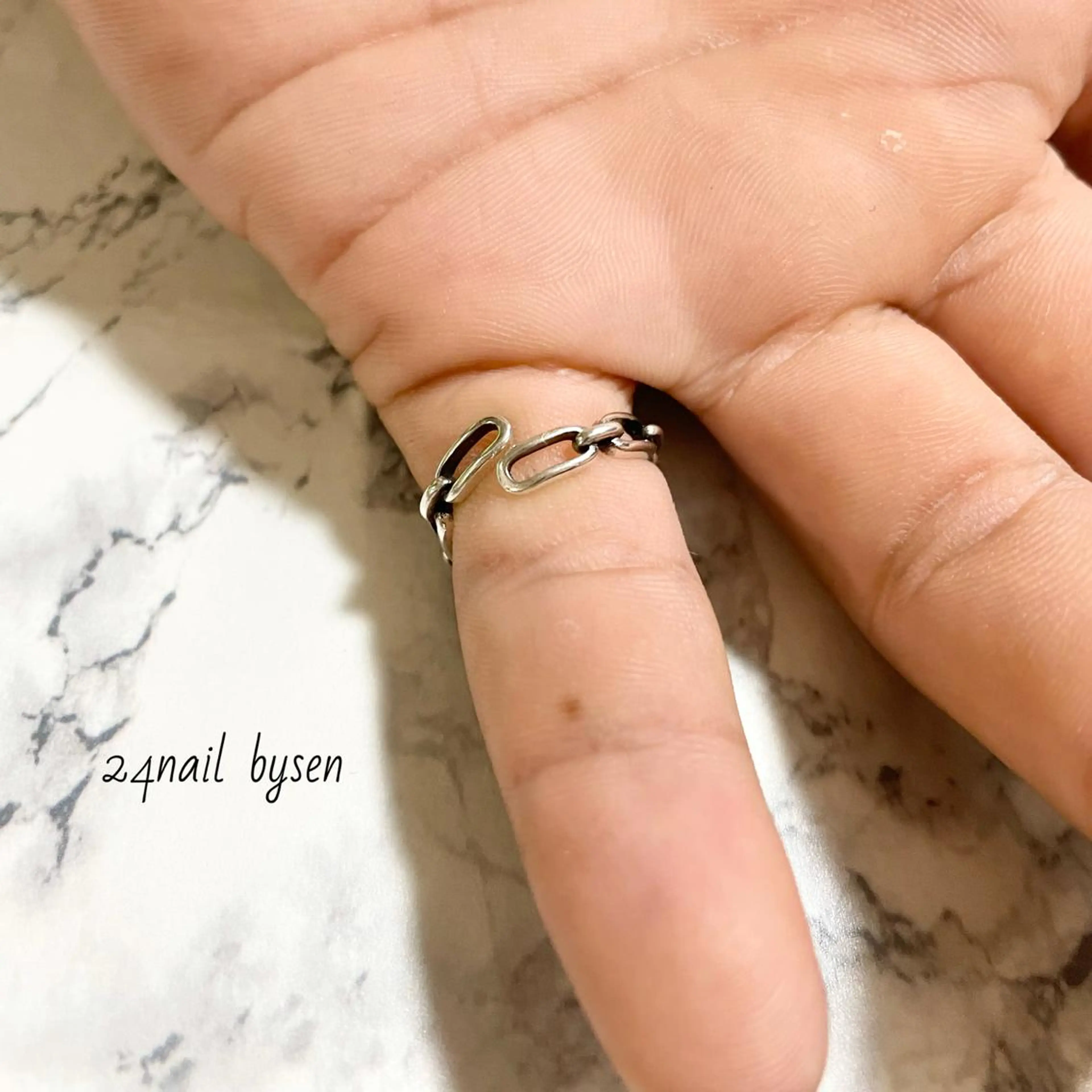 ネイル メンズネイル シルバー Atelier by 24nail/Ayaのネイルデザイン