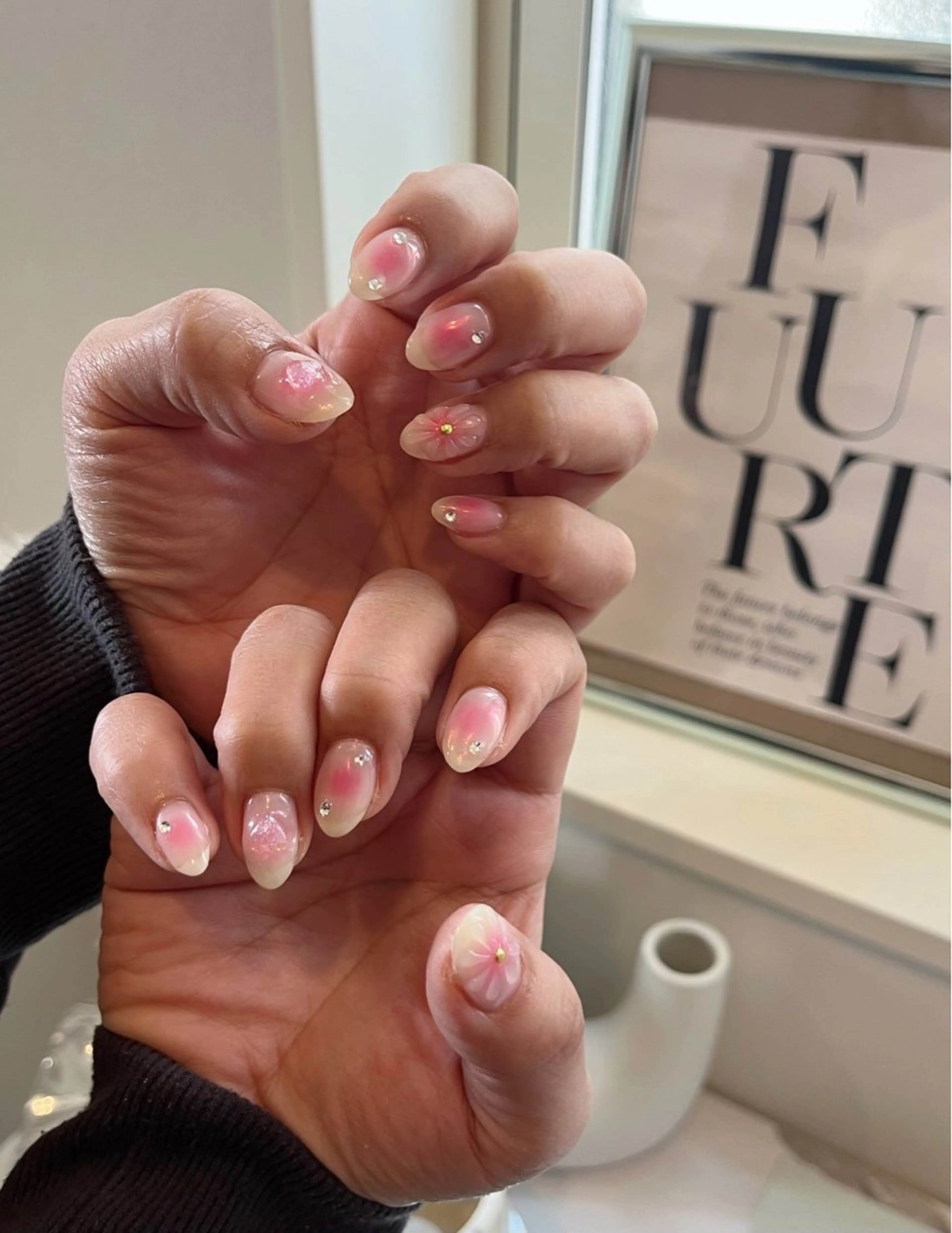 ネイル S. SAYAのネイルデザイン