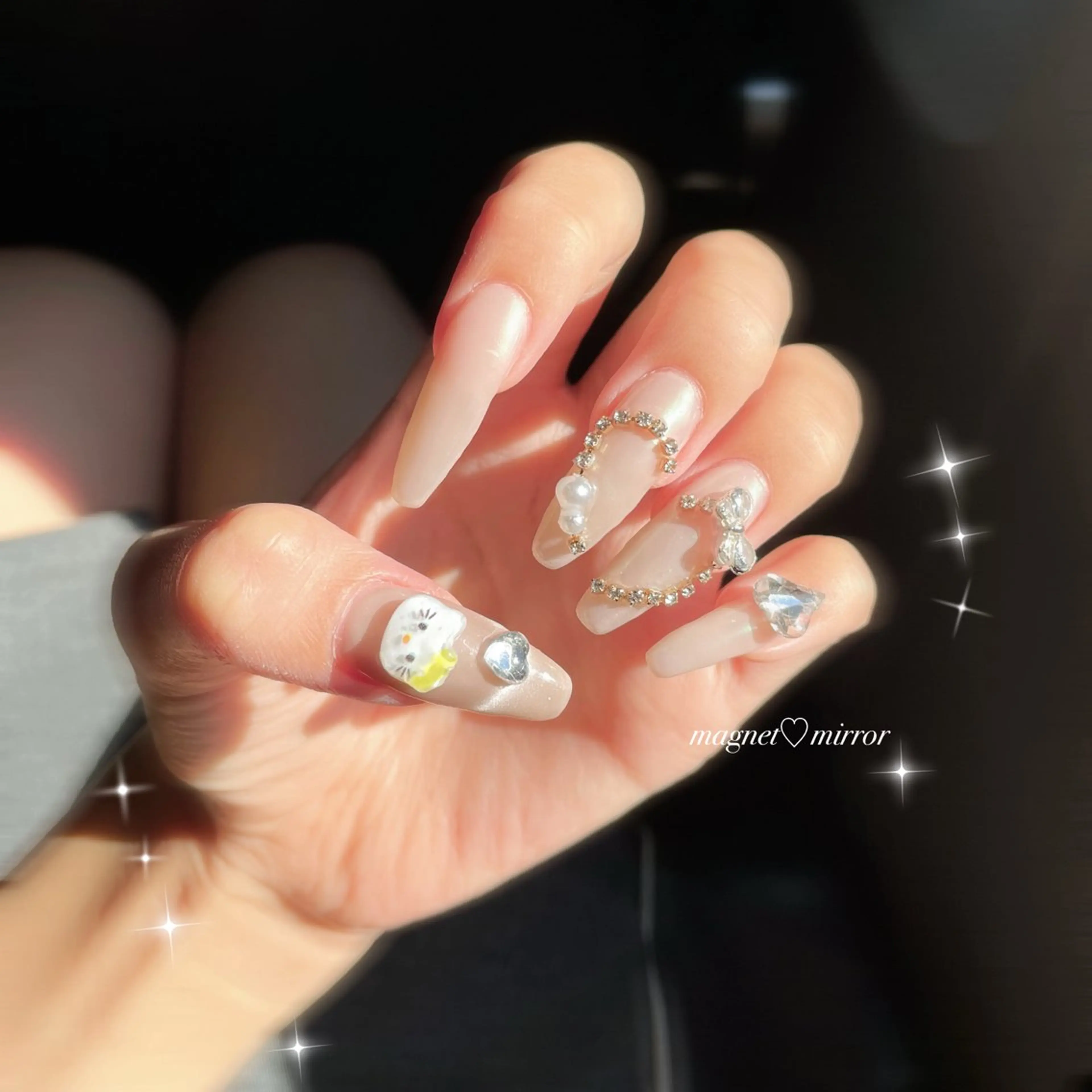 ネイル エルバイノリコ 嶋岡のネイルデザイン