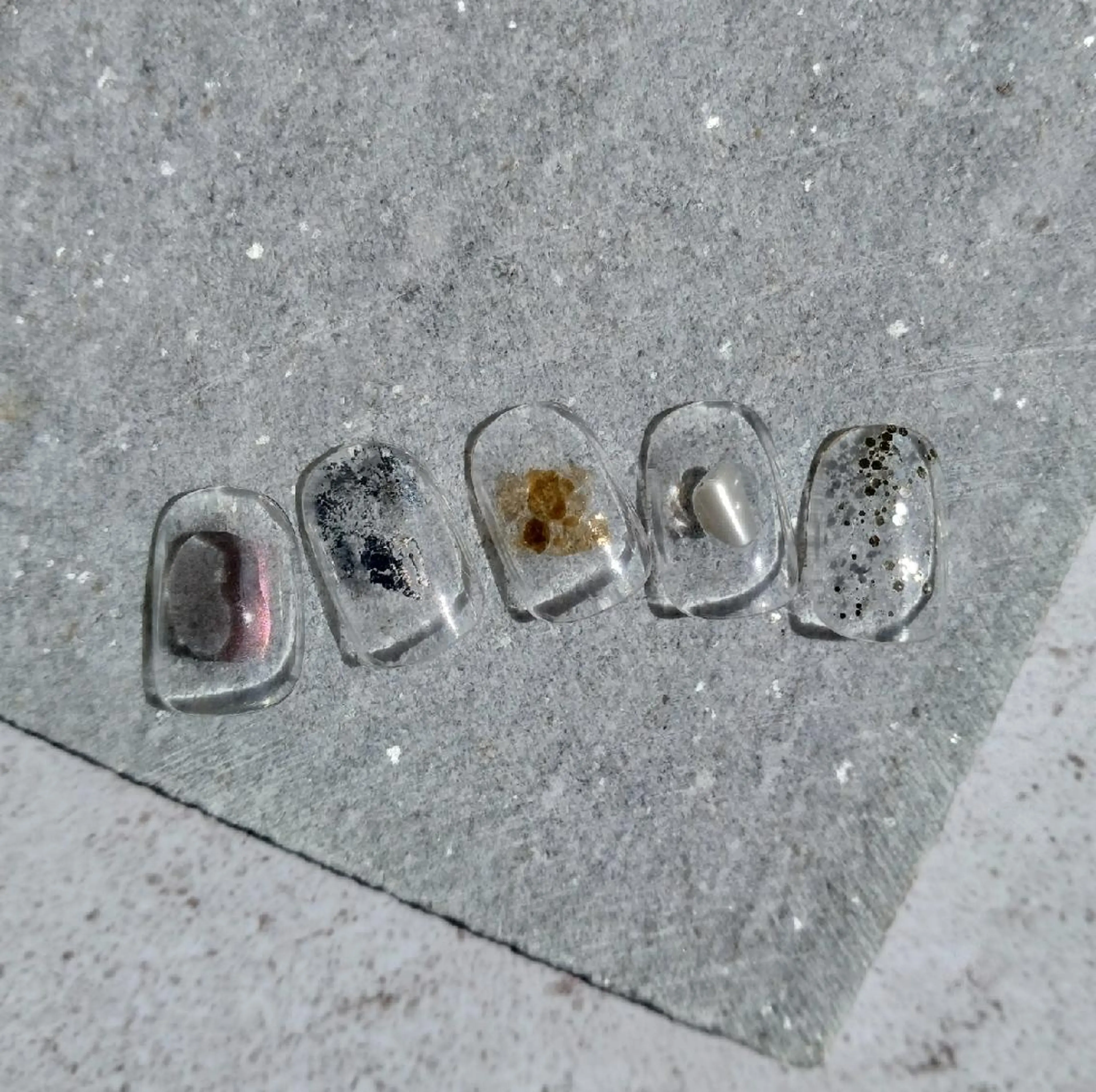 ネイル クリアネイル 氷ネイル・うるうるネイル ミラーネイル Nailsalon manoのネイルデザイン