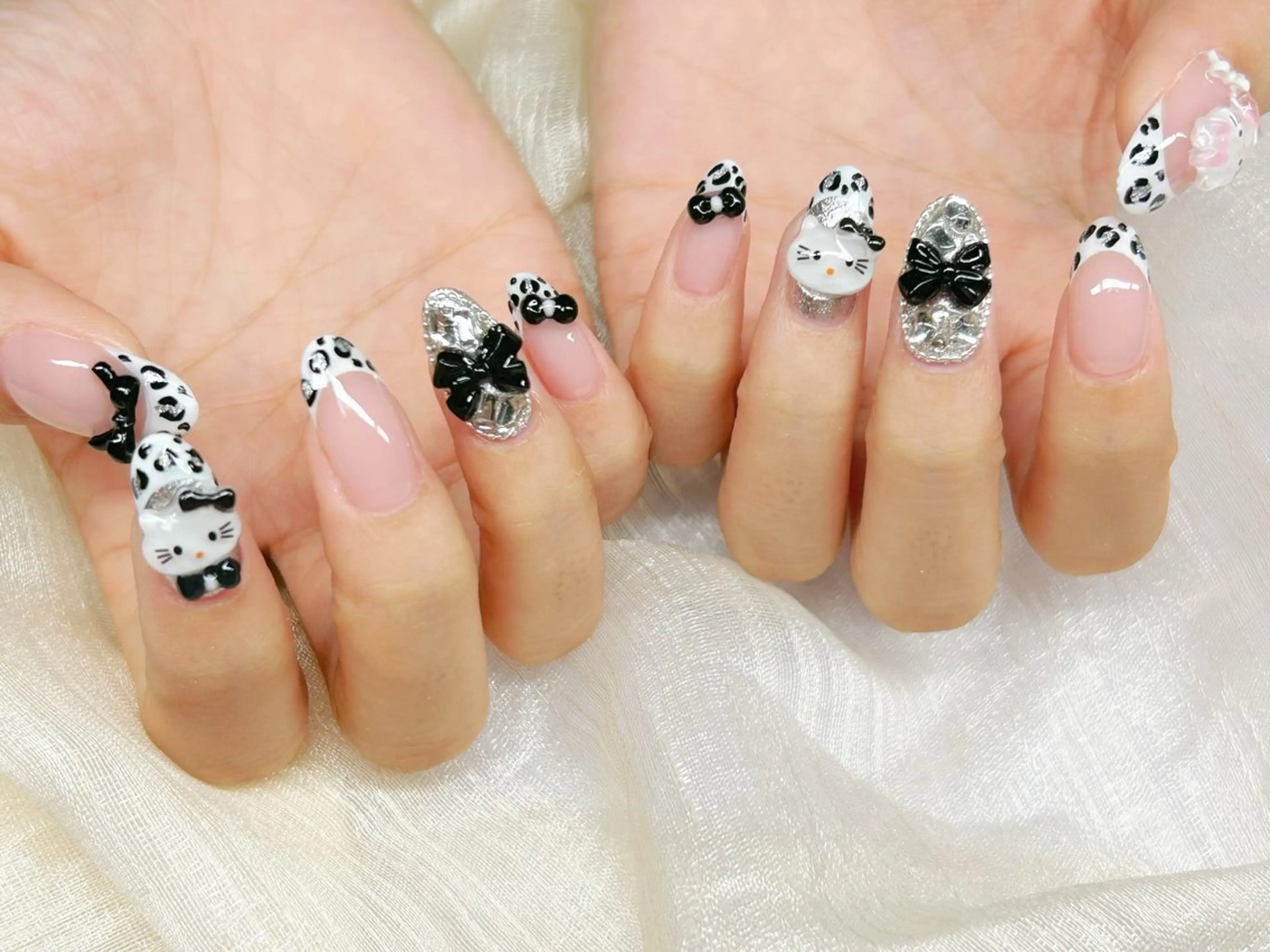 ネイル アートネイル チークネイル 成人式 入学式 長さ出し ハンドネイル Lino Nailのネイルデザイン