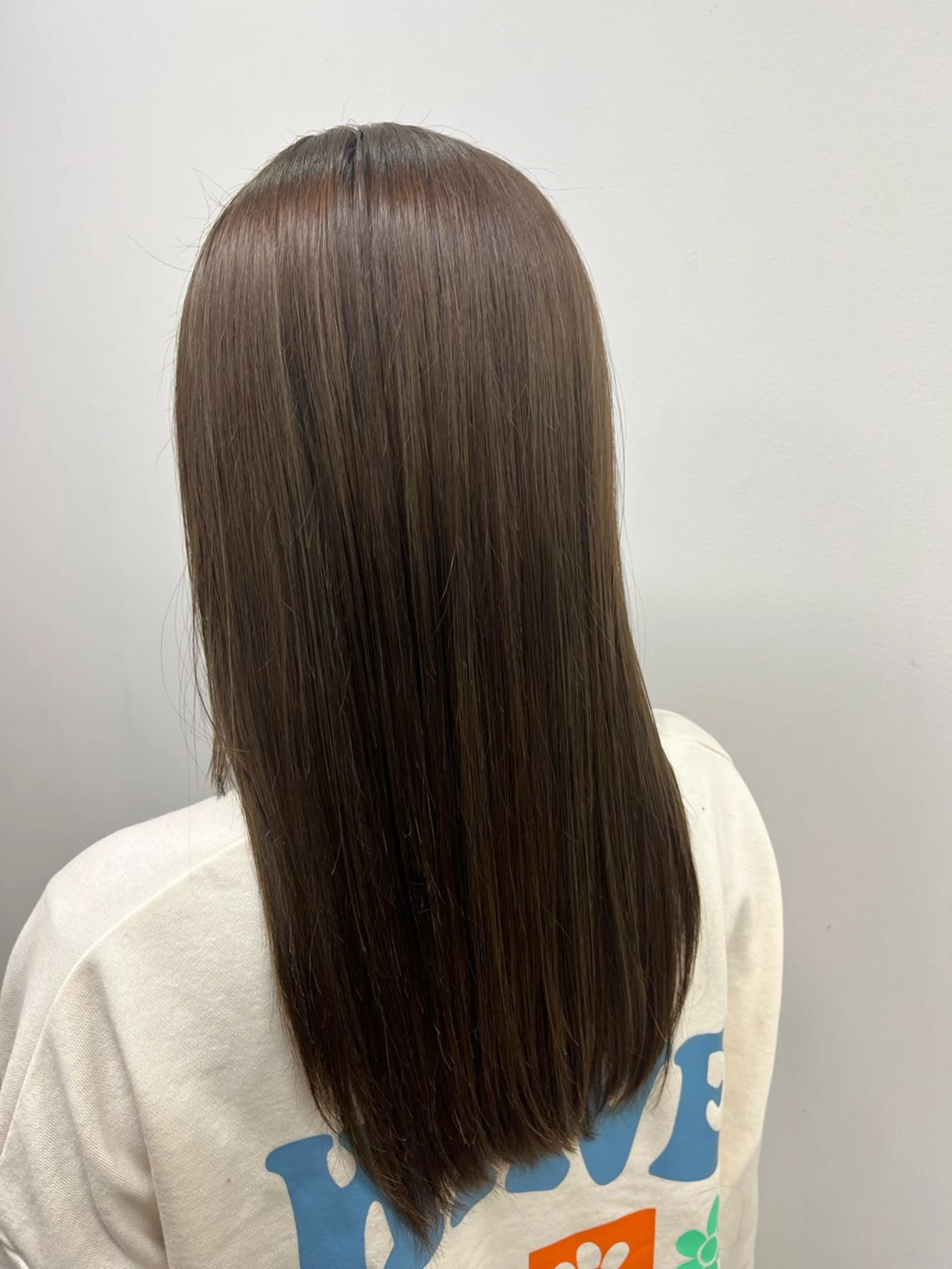 ロング カラー イルミナカラー Crescere所属・小島 凜のヘアスタイル