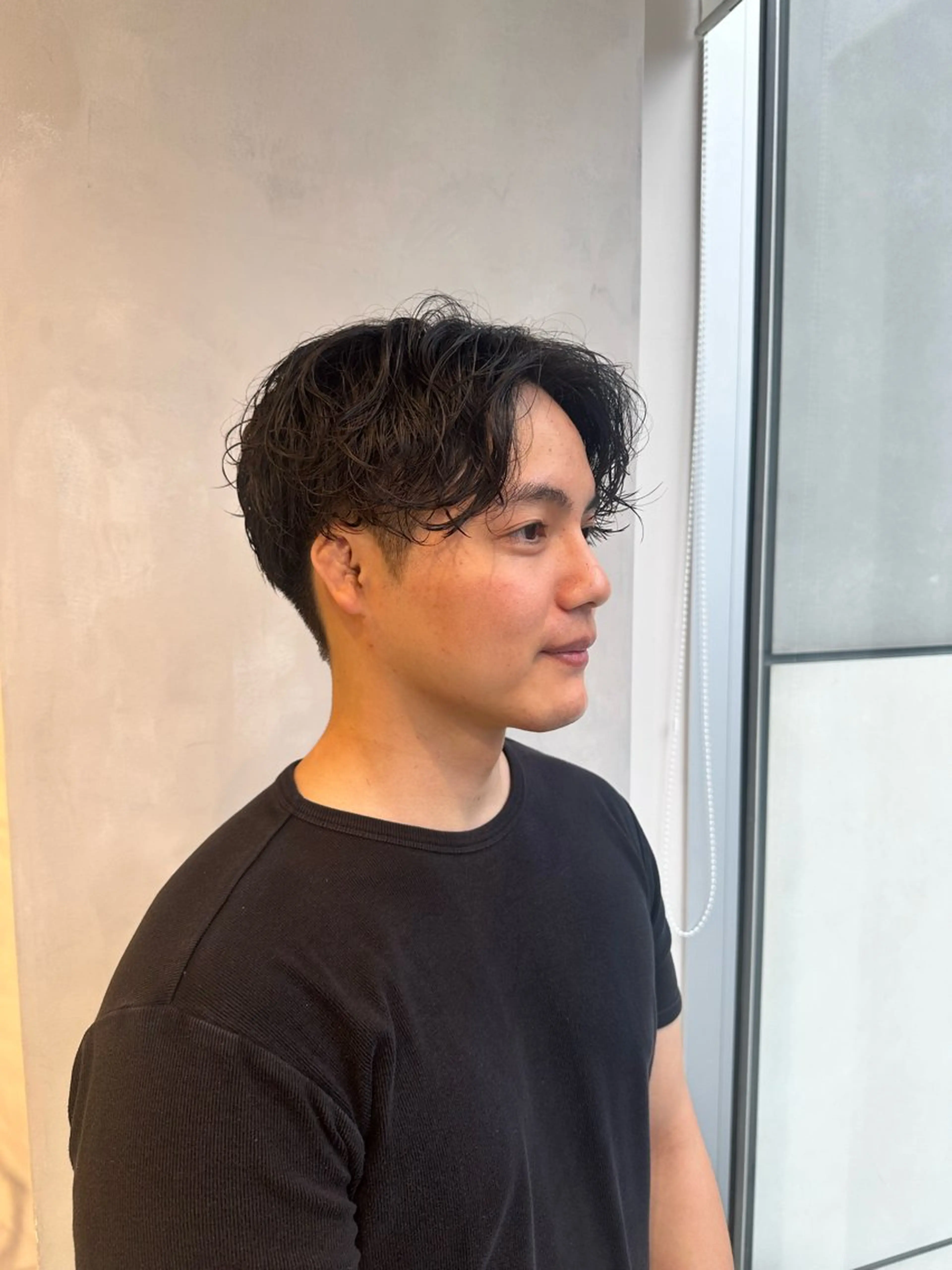 ショート パーマ メンズ カット パーマ ヘアセット 渋谷レイヤーカット/ 暖色艶カラー🩵高橋のヘアスタイル