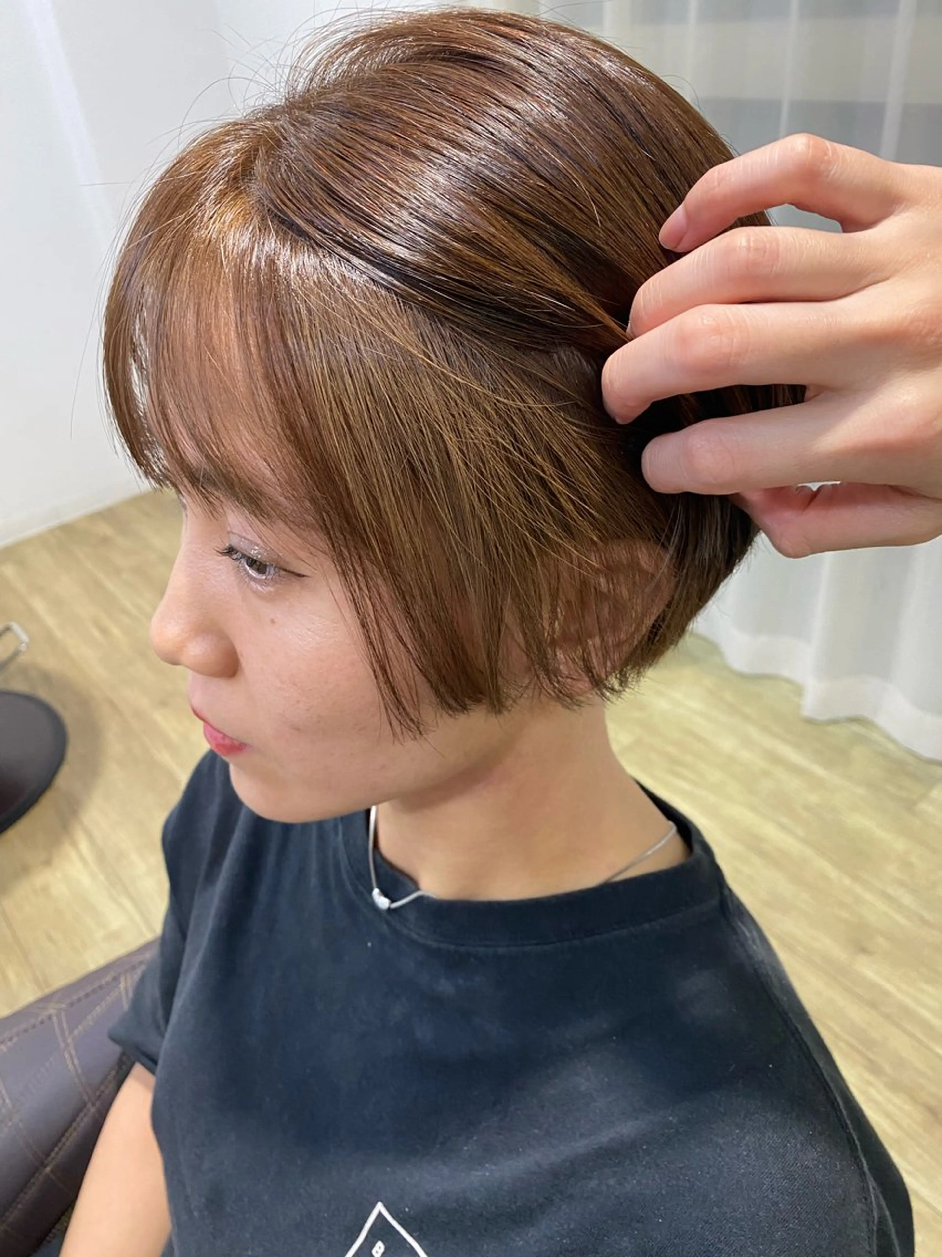 ショート カラー ベージュカラー ブリーチ CIEN所属・松下 育未のヘアスタイル