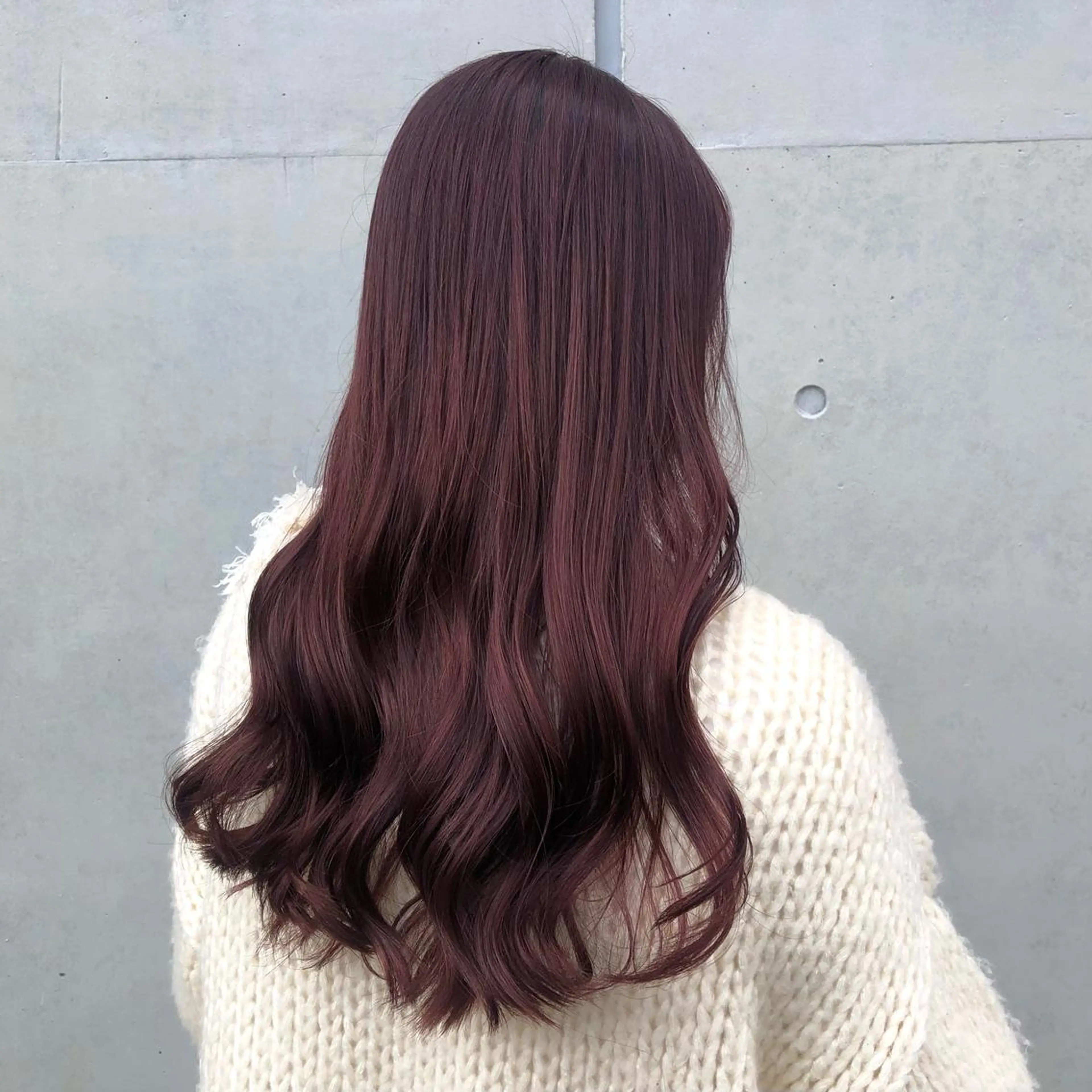 ロング カラー ヘアアレンジ ピンクカラー ヘアカラー トリートメント ヘアセット 八巻 晴香のヘアスタイル