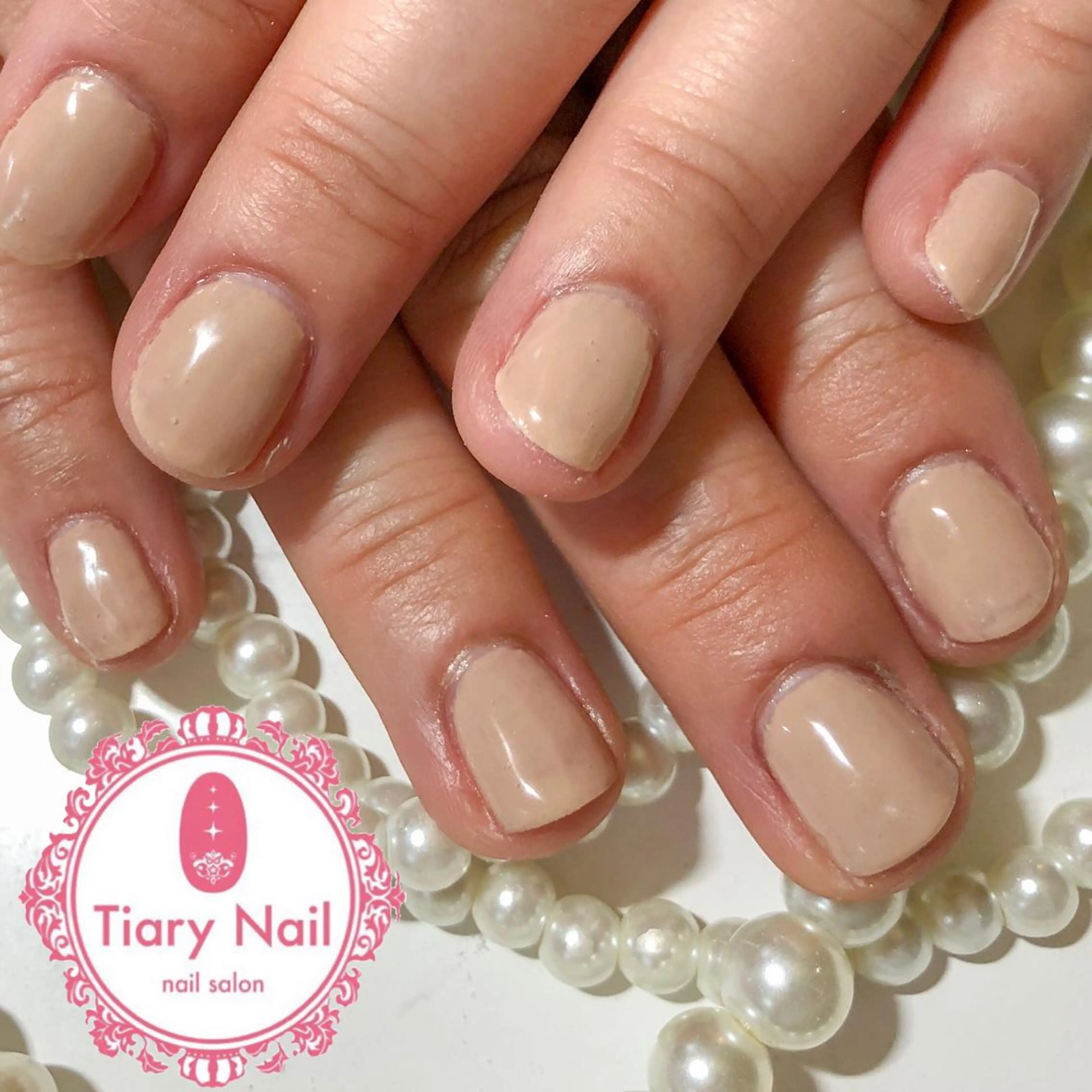 ネイル tiarynail K Kのネイルデザイン