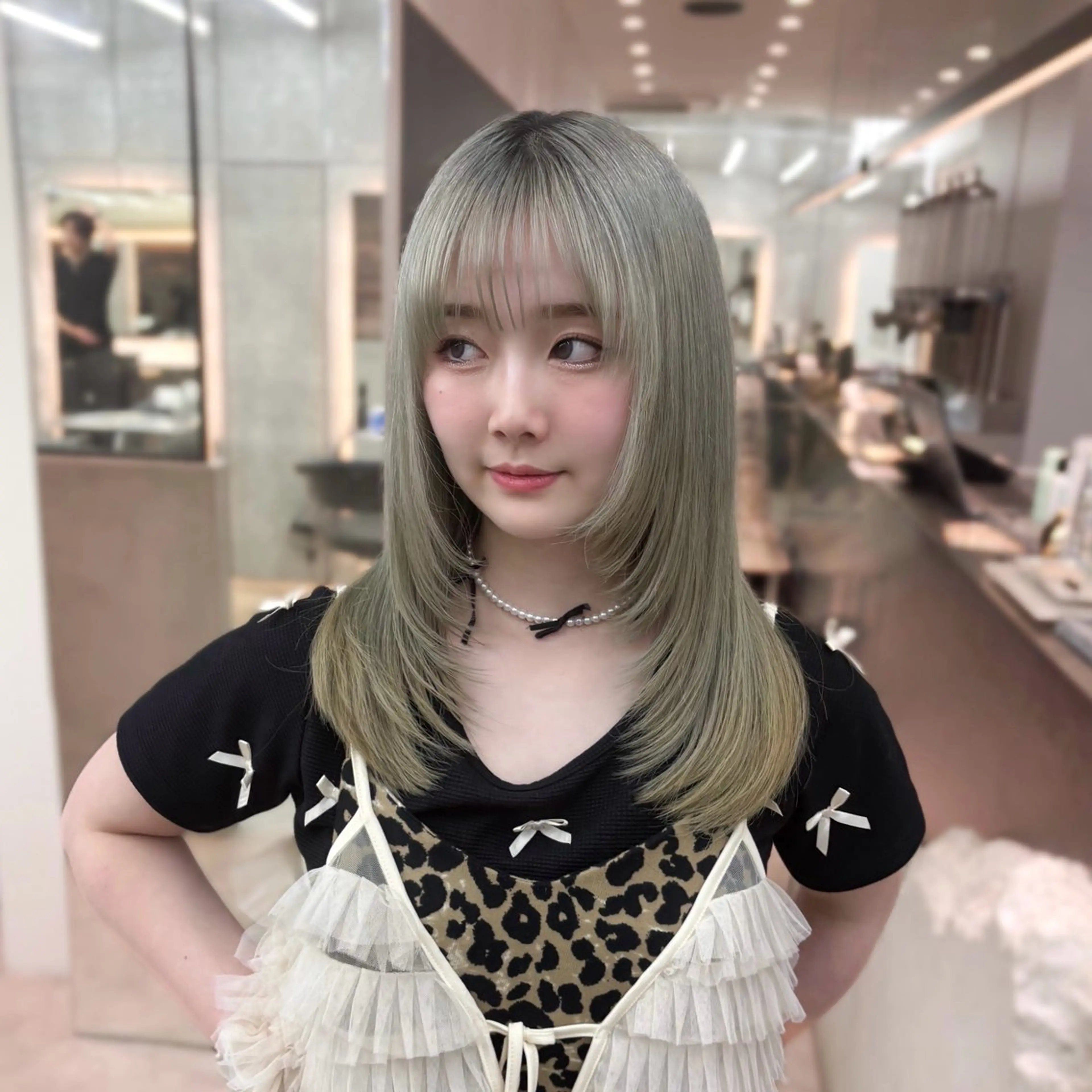 セミロング カット ヘアカラー トリートメント 髪質改善/縮毛矯正/ 韓国ヘア/矢野のヘアスタイル