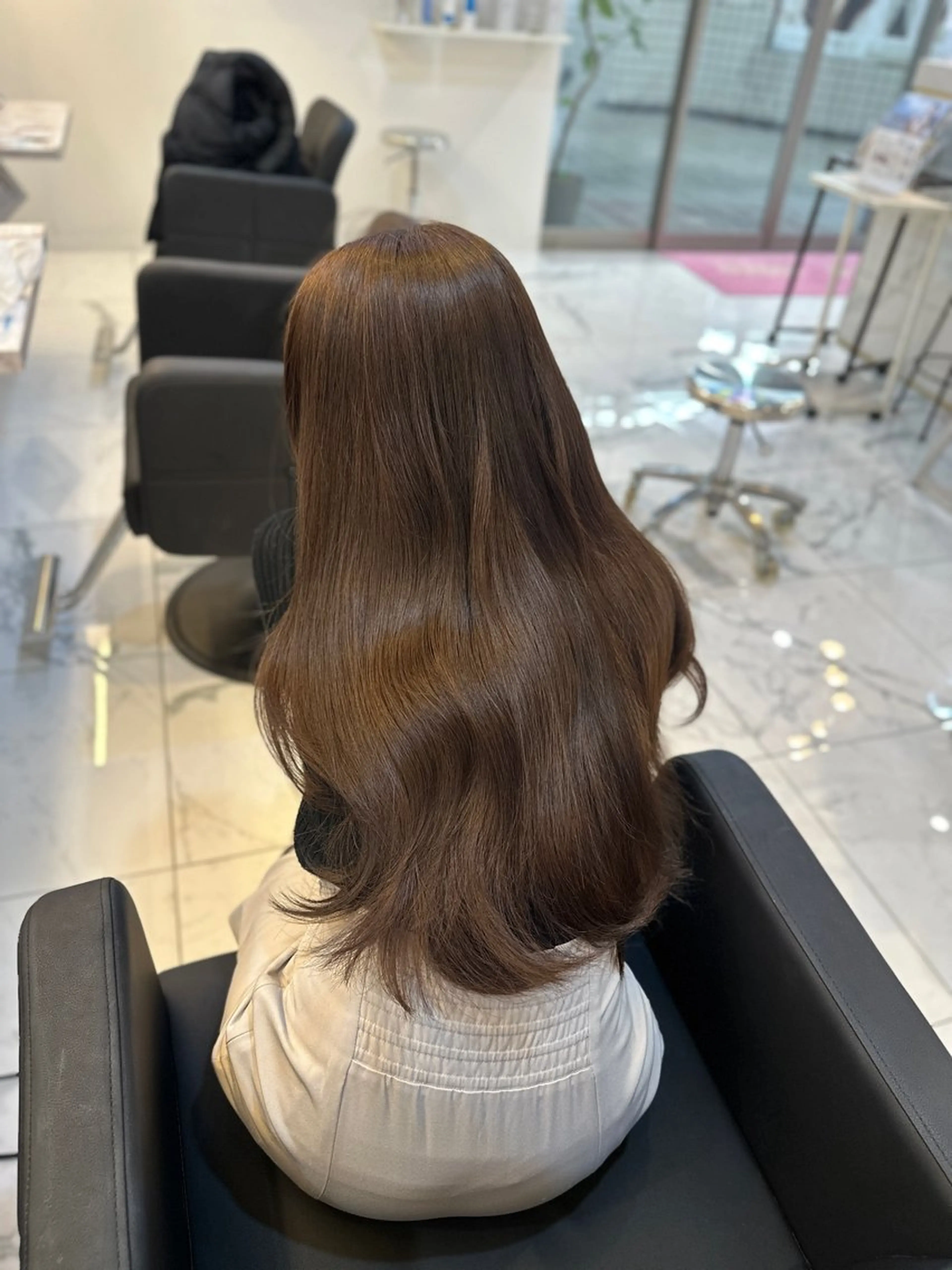 ロング カラー ブラウンカラー カット ヘアカラー トリートメント 心斎橋/縮毛矯正 /艶髪カラーのヘアスタイル