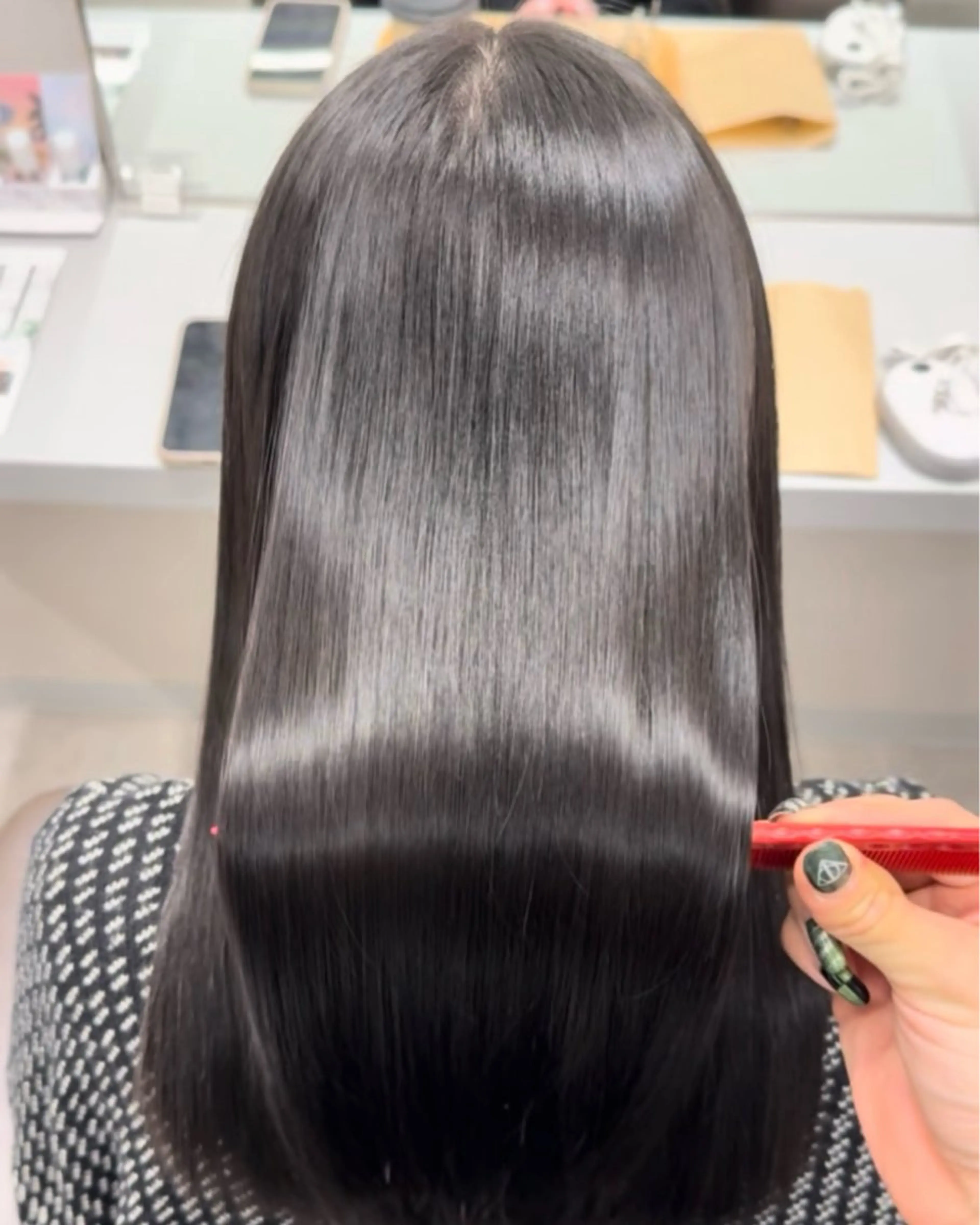 ロング モデル募集中/西梅田 かえで🎀のヘアスタイル