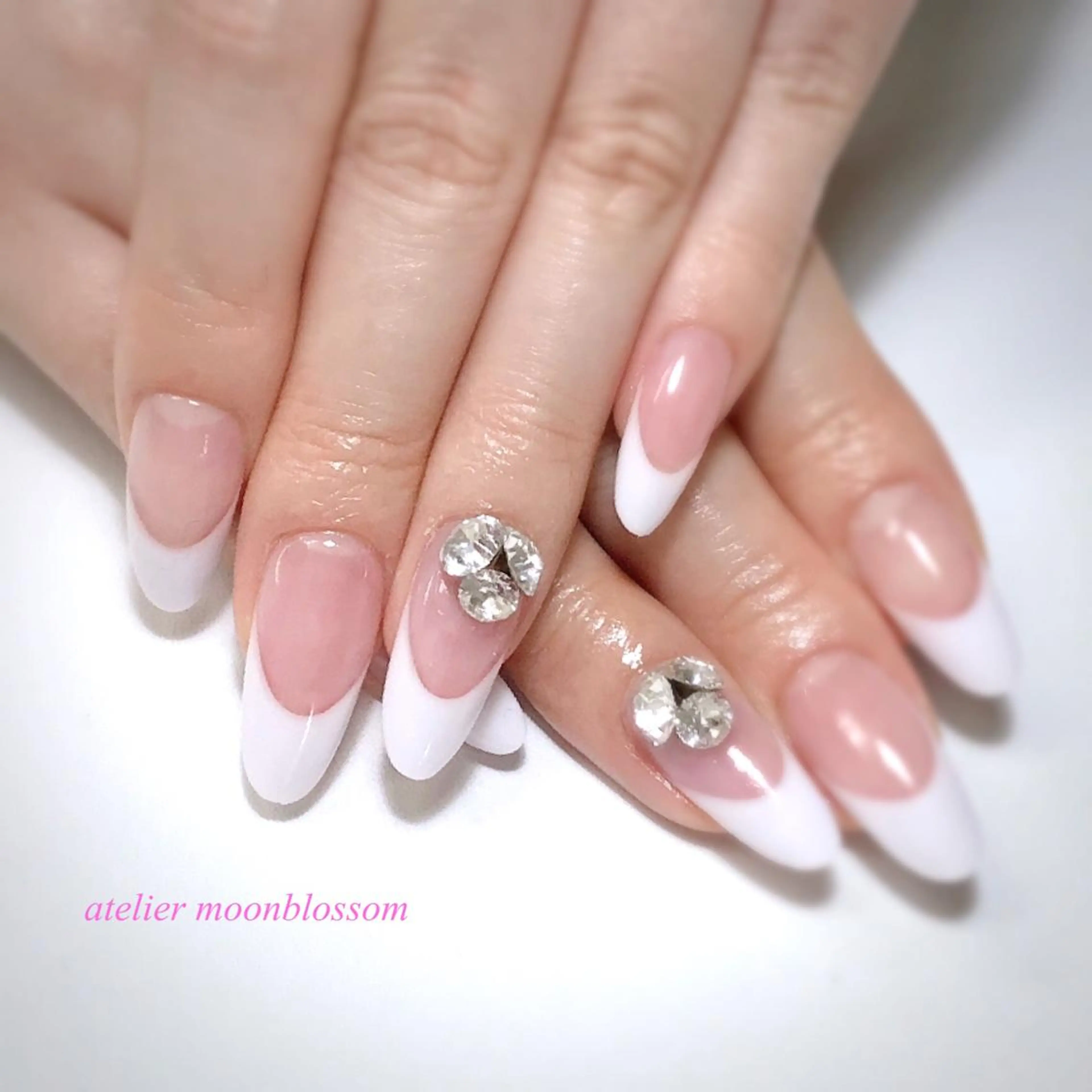 ネイル アトリエ ムーンブロッサムのネイルデザイン
