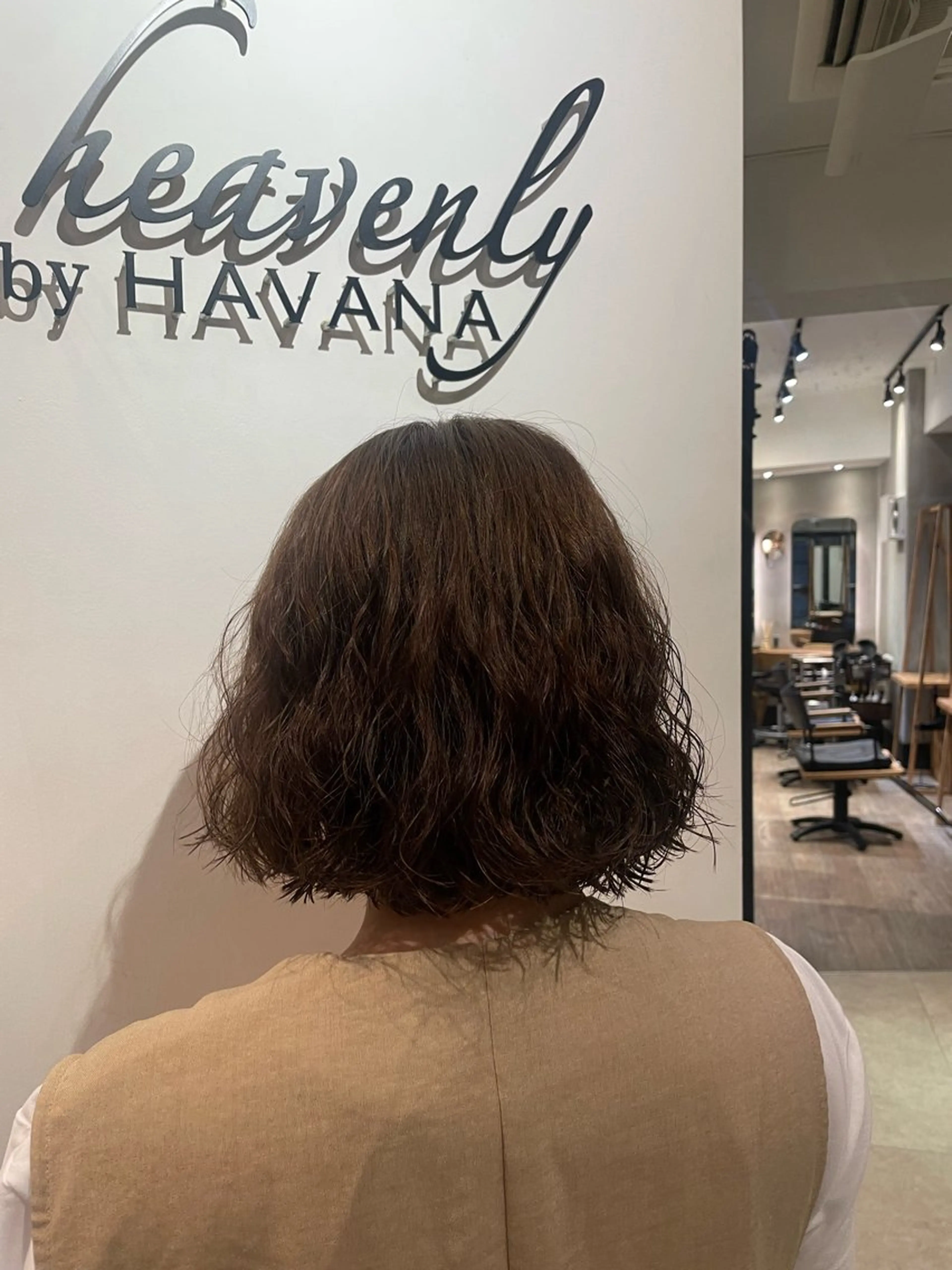 ミディアム カラー パーマ カット 新宿 /透明感カラー レイヤー/NANAのヘアスタイル