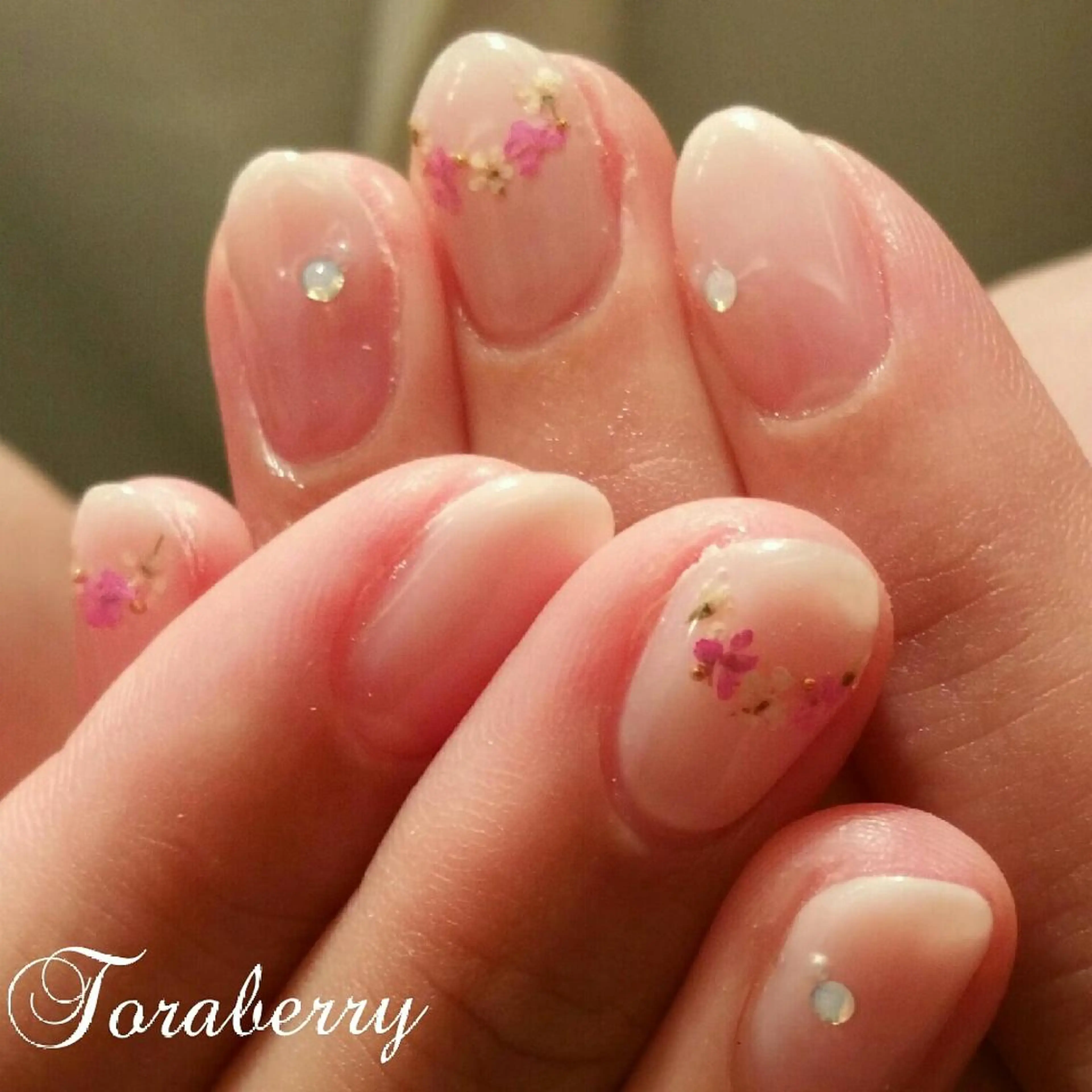 ネイル ネイリスト なつみのネイルデザイン