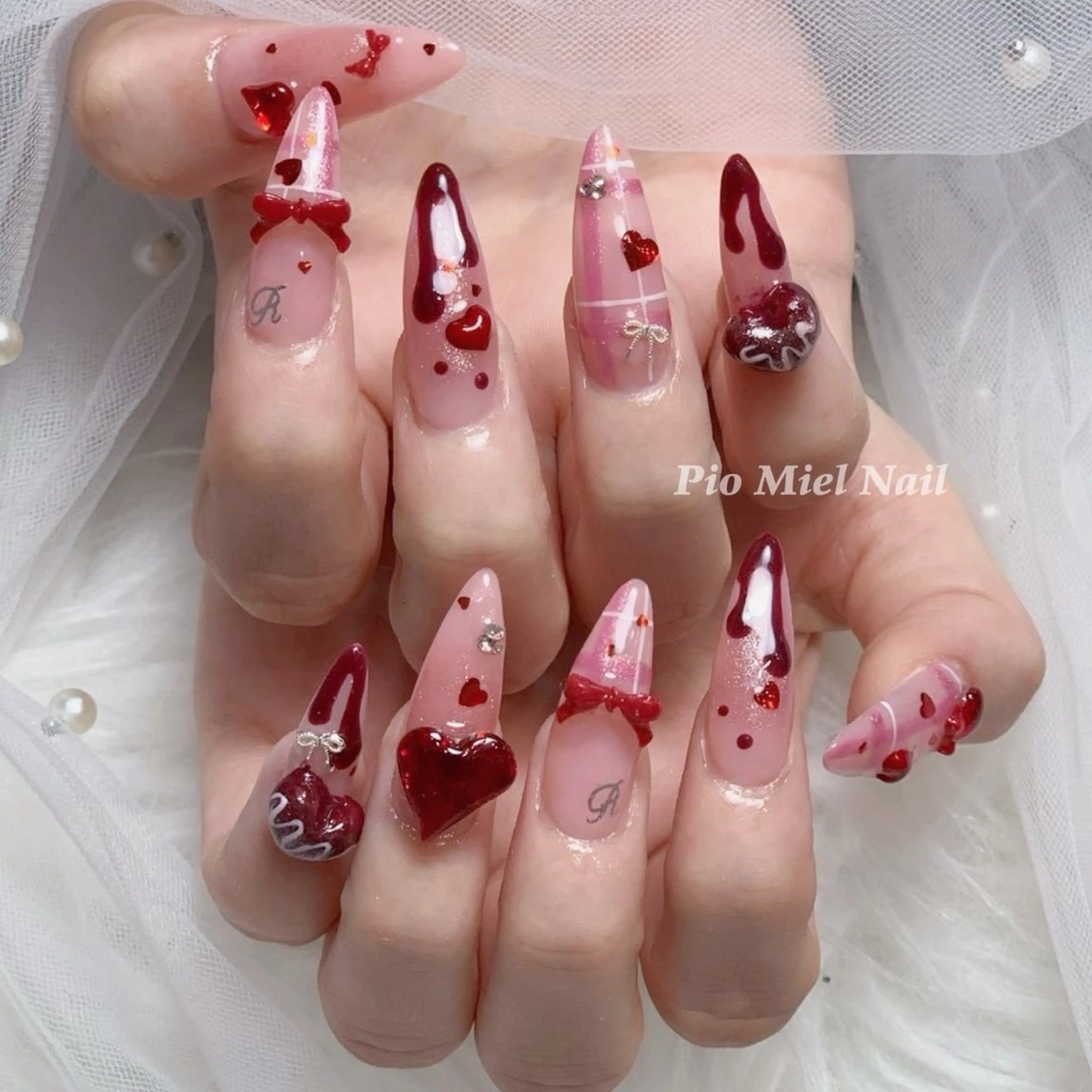 ネイル ハンドネイル HANA 長さだしのネイルデザイン