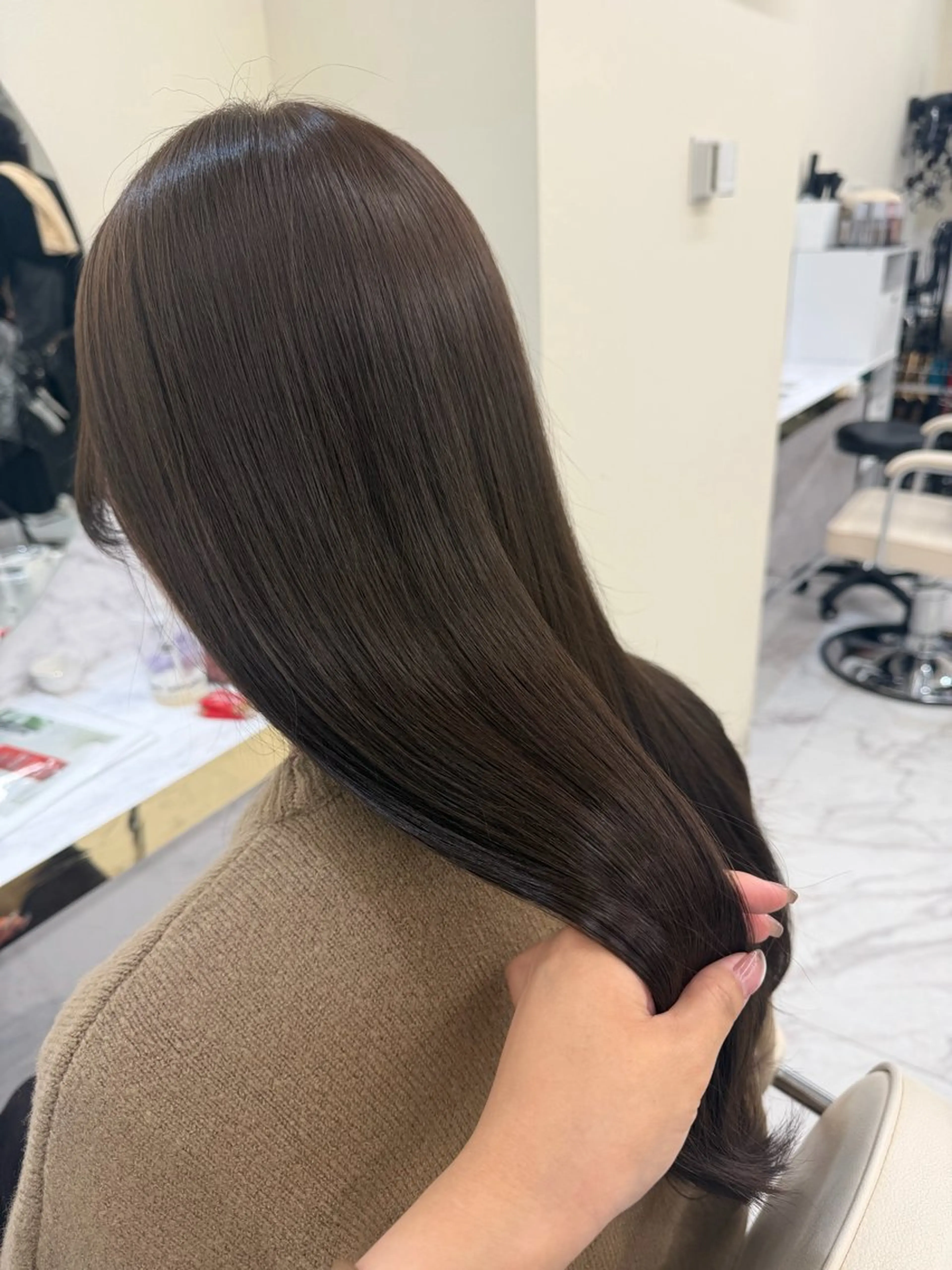 ロング カット 縮毛矯正 トリートメント 現地韓国ヘア🇰🇷 Chisaki치사키のヘアスタイル