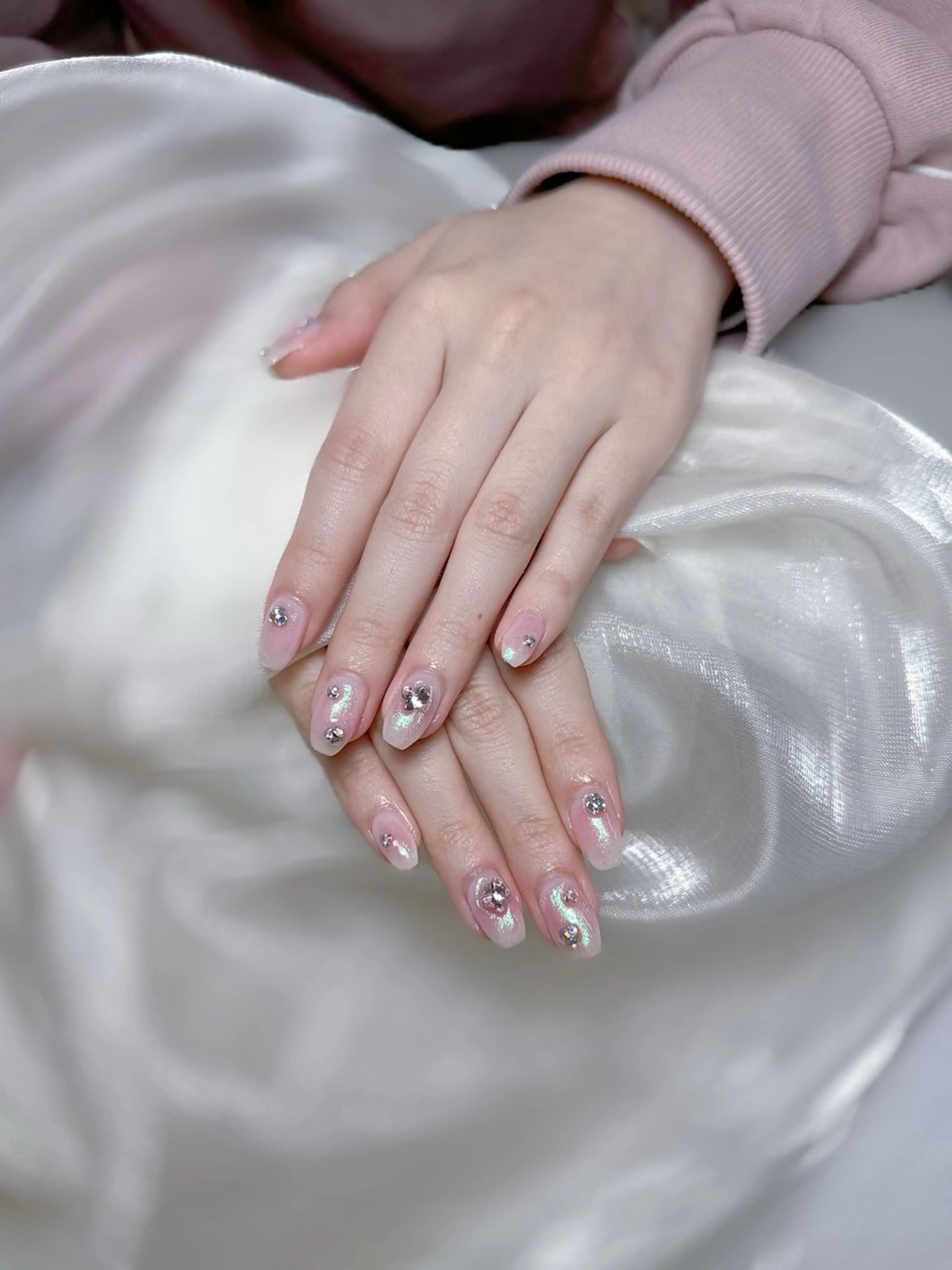 ネイル 持ち込み ハンドネイル Maggie nailクロのネイルデザイン