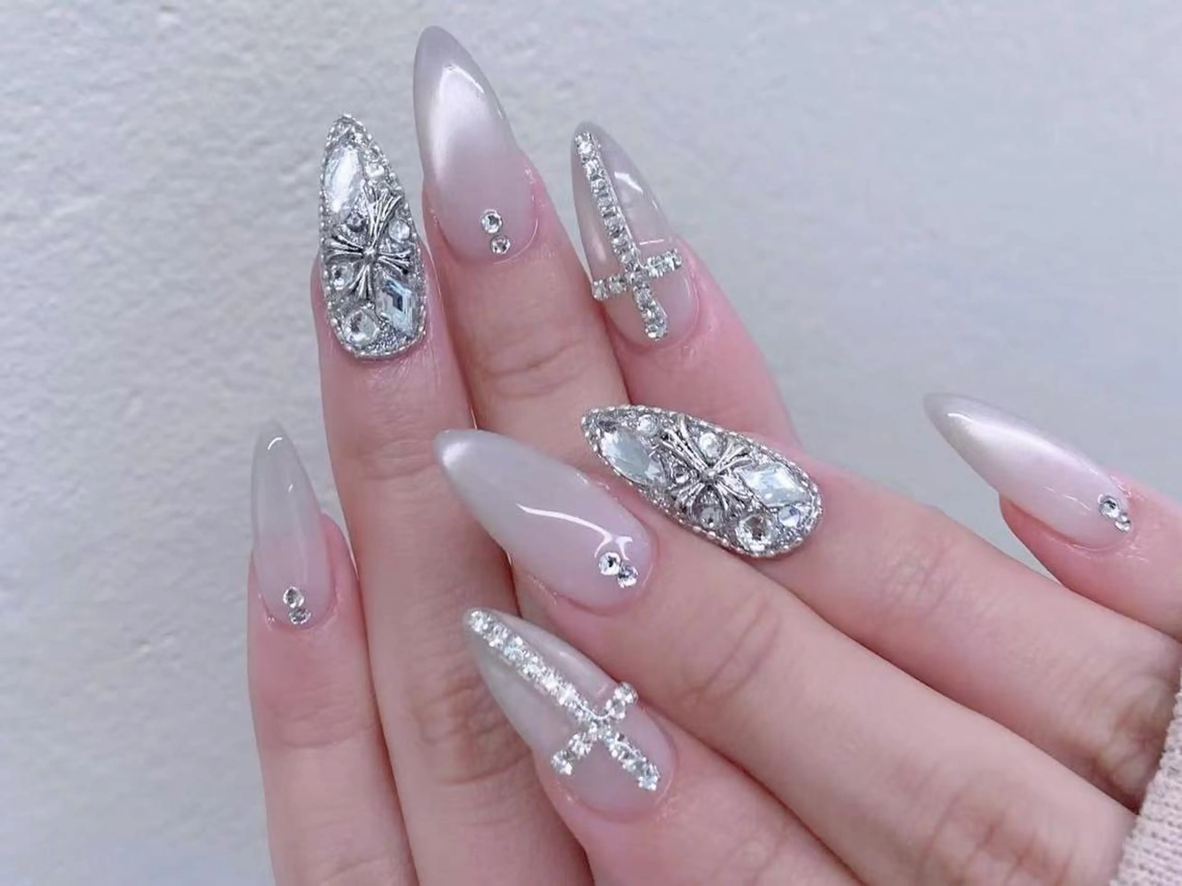 ネイル チークネイル 韓国ネイル マグネットネイル 持ち込み スカルプネイル ハンドネイル ハンドケア Speraネイル 大宮店🎀のネイルデザイン