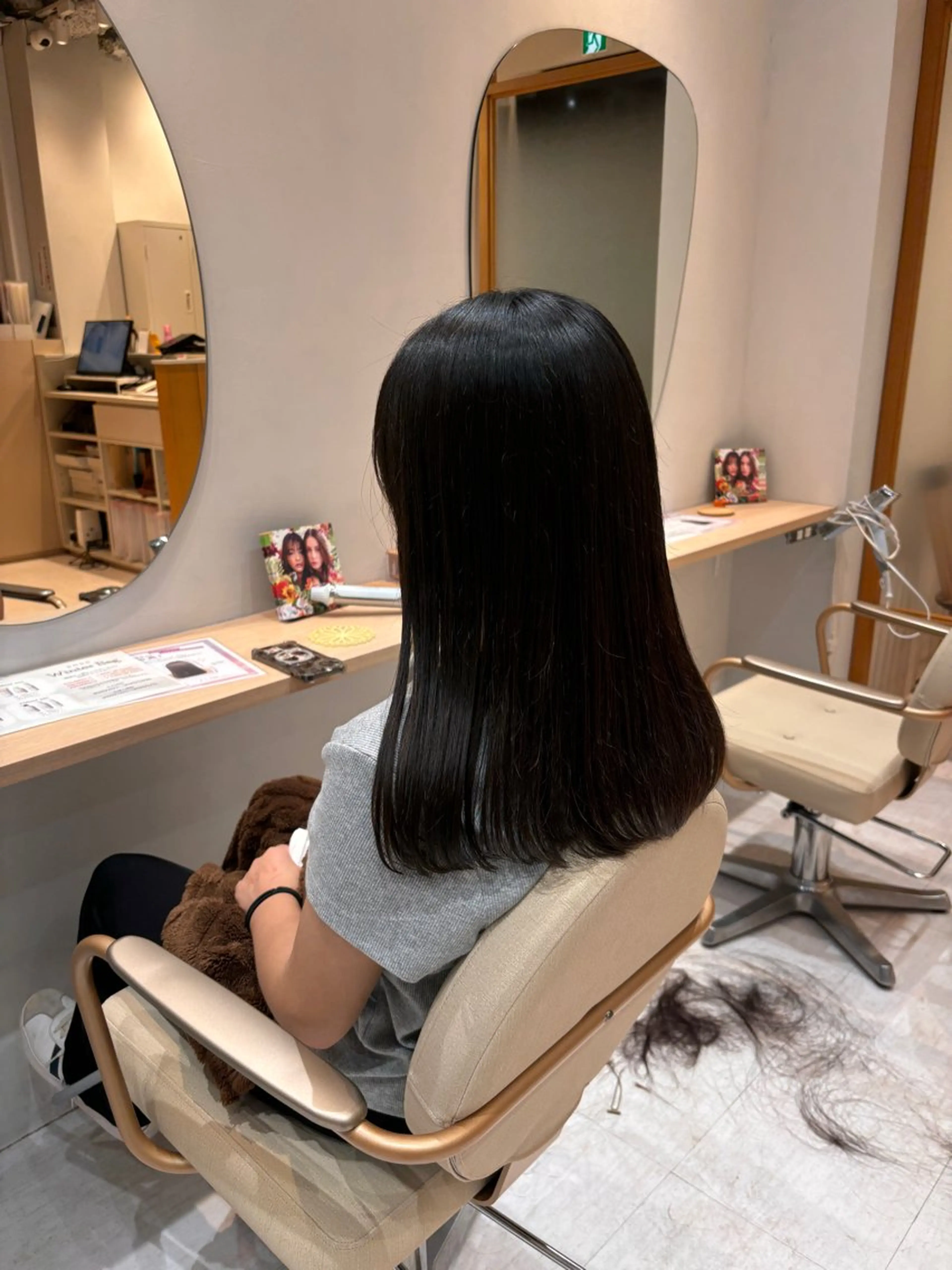 セミロング 小林 琉花のヘアスタイル