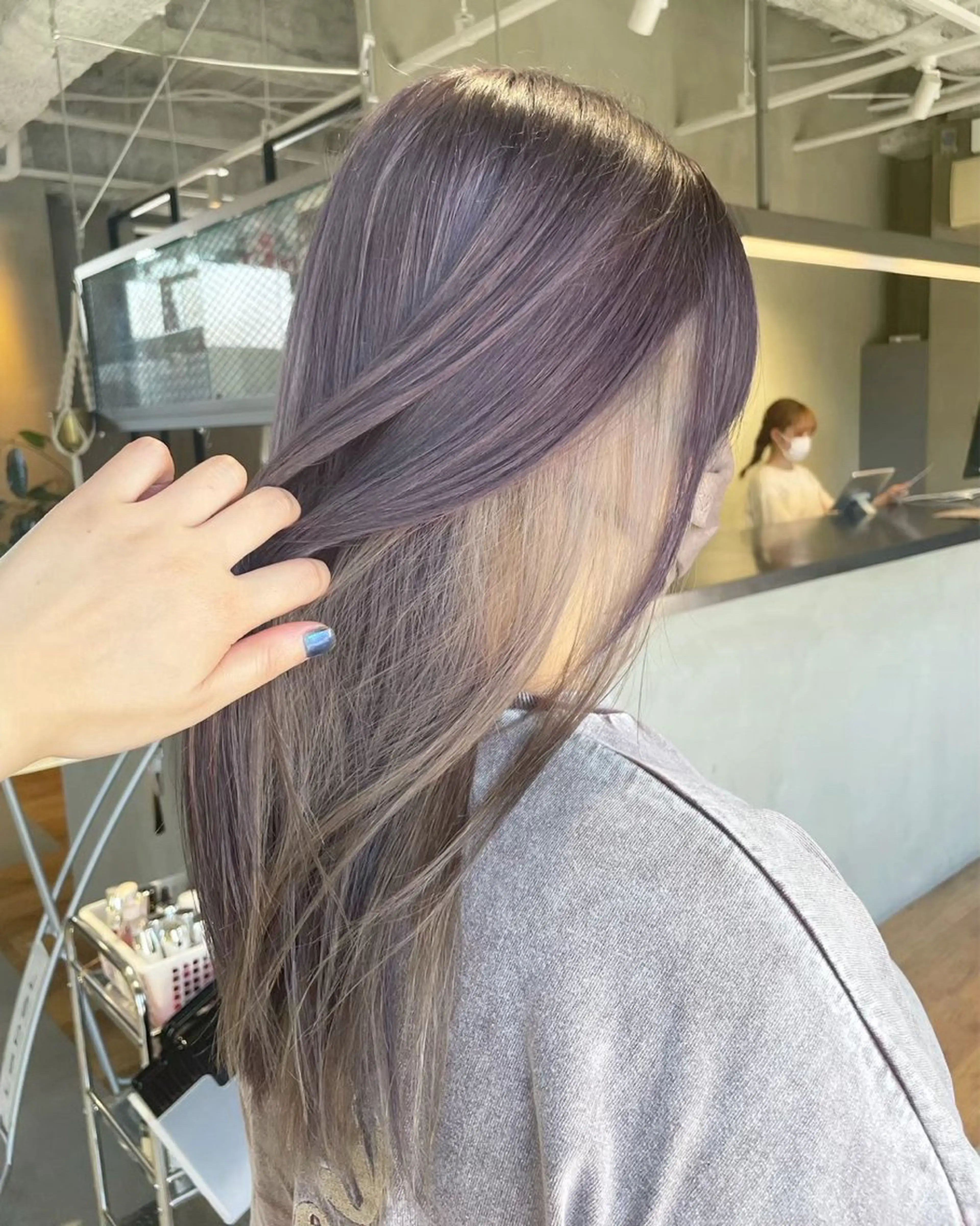 ロング カラー インナーカラー Hina/ハイライト 、パーマモデル募集中のヘアスタイル