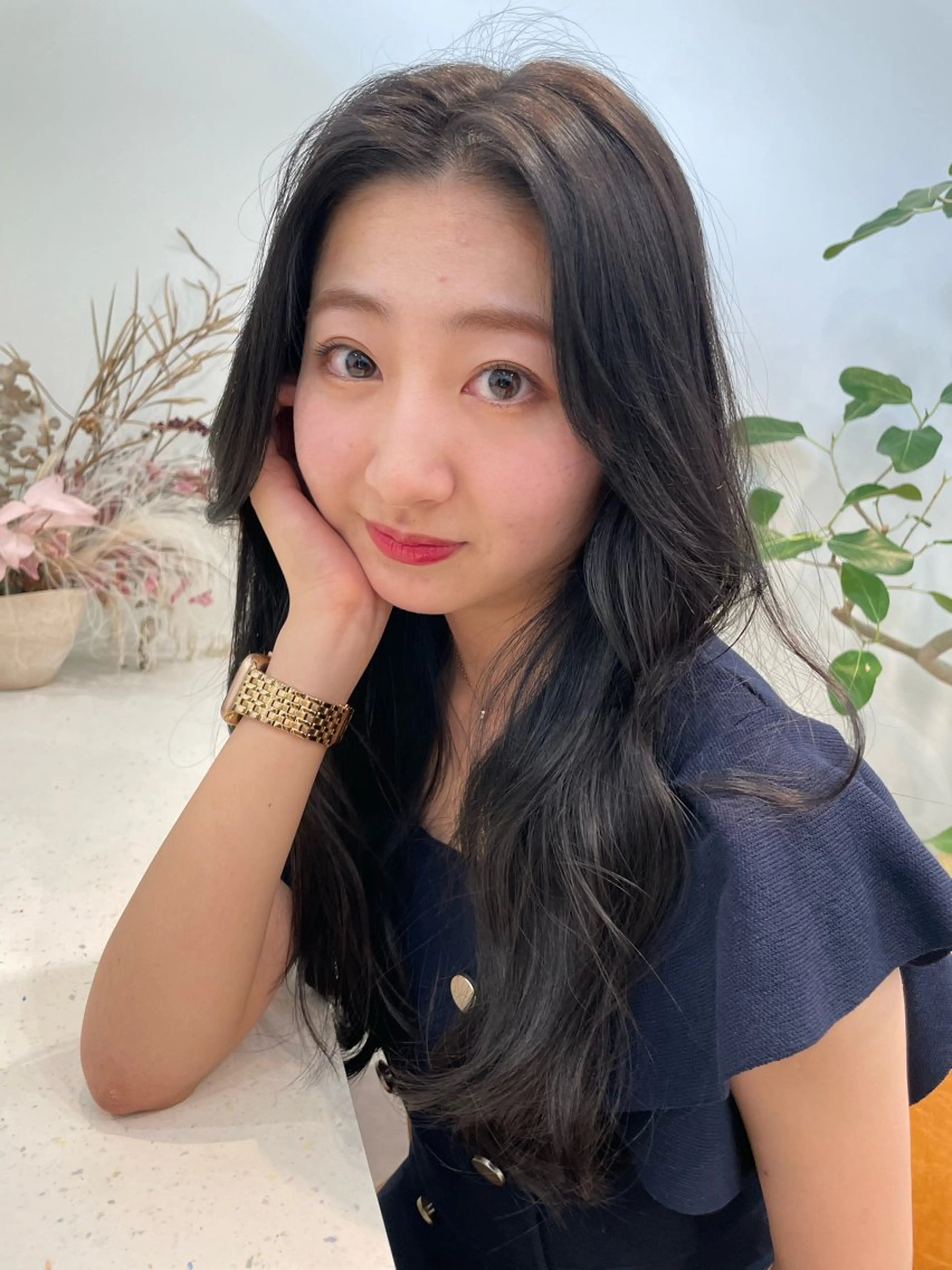 ロング カラー 若月 あやかのヘアスタイル