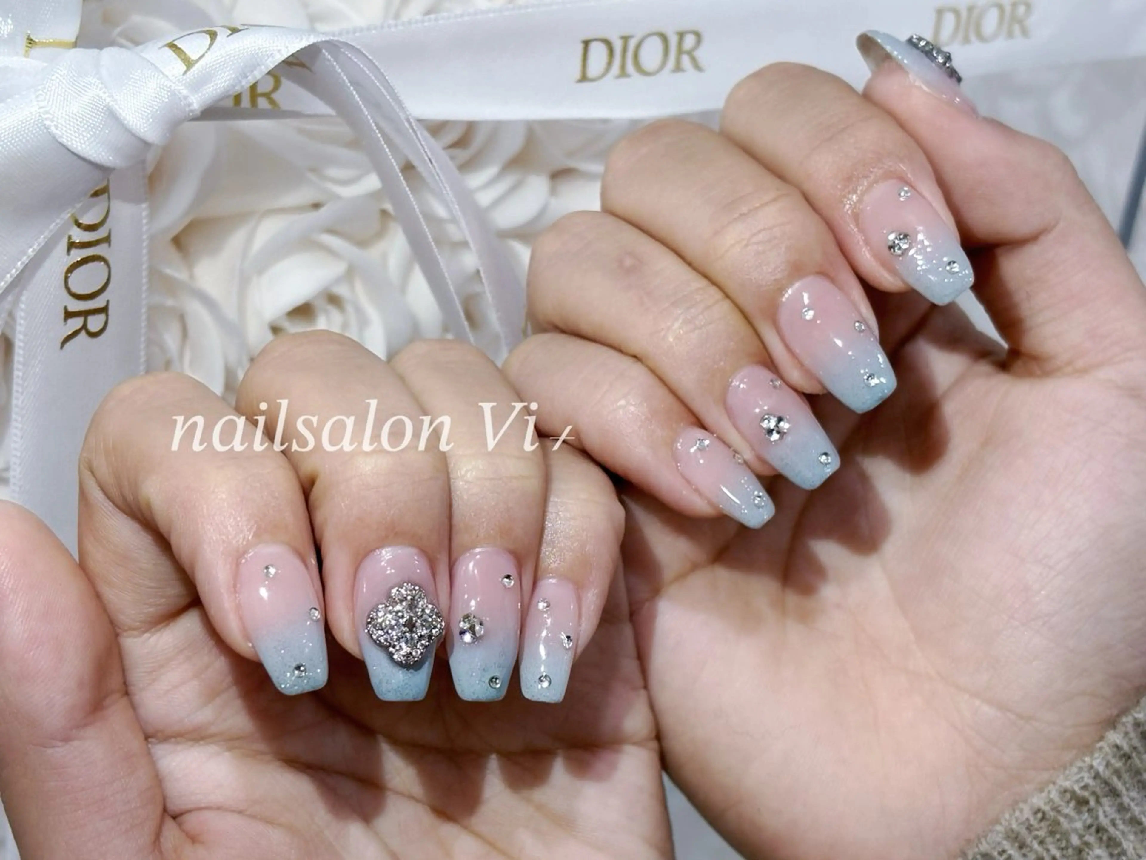 ネイル Nailsalon Vi+ももか🩷のネイルデザイン