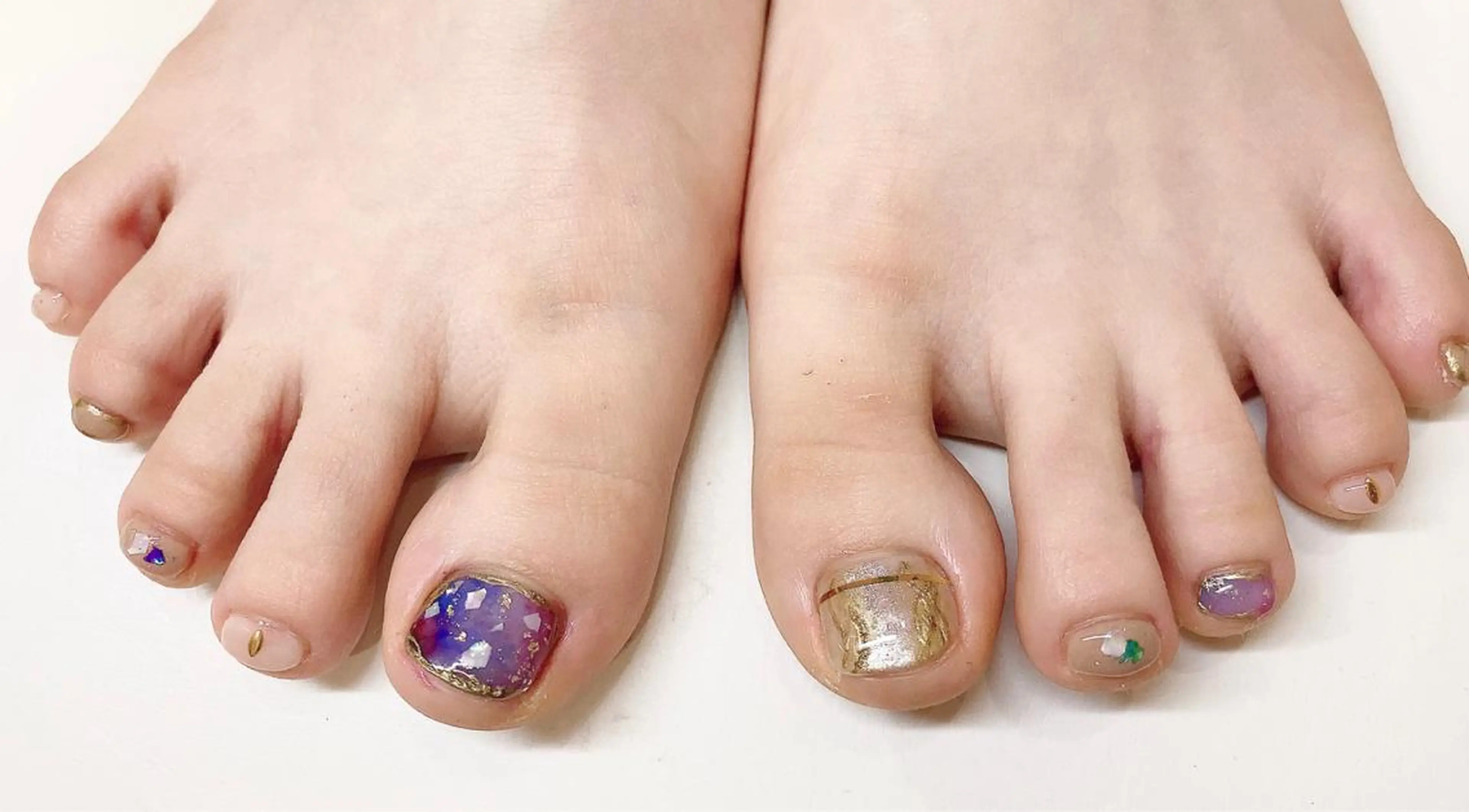 ネイル 持ち込み フットネイル フジタ エリカのネイルデザイン
