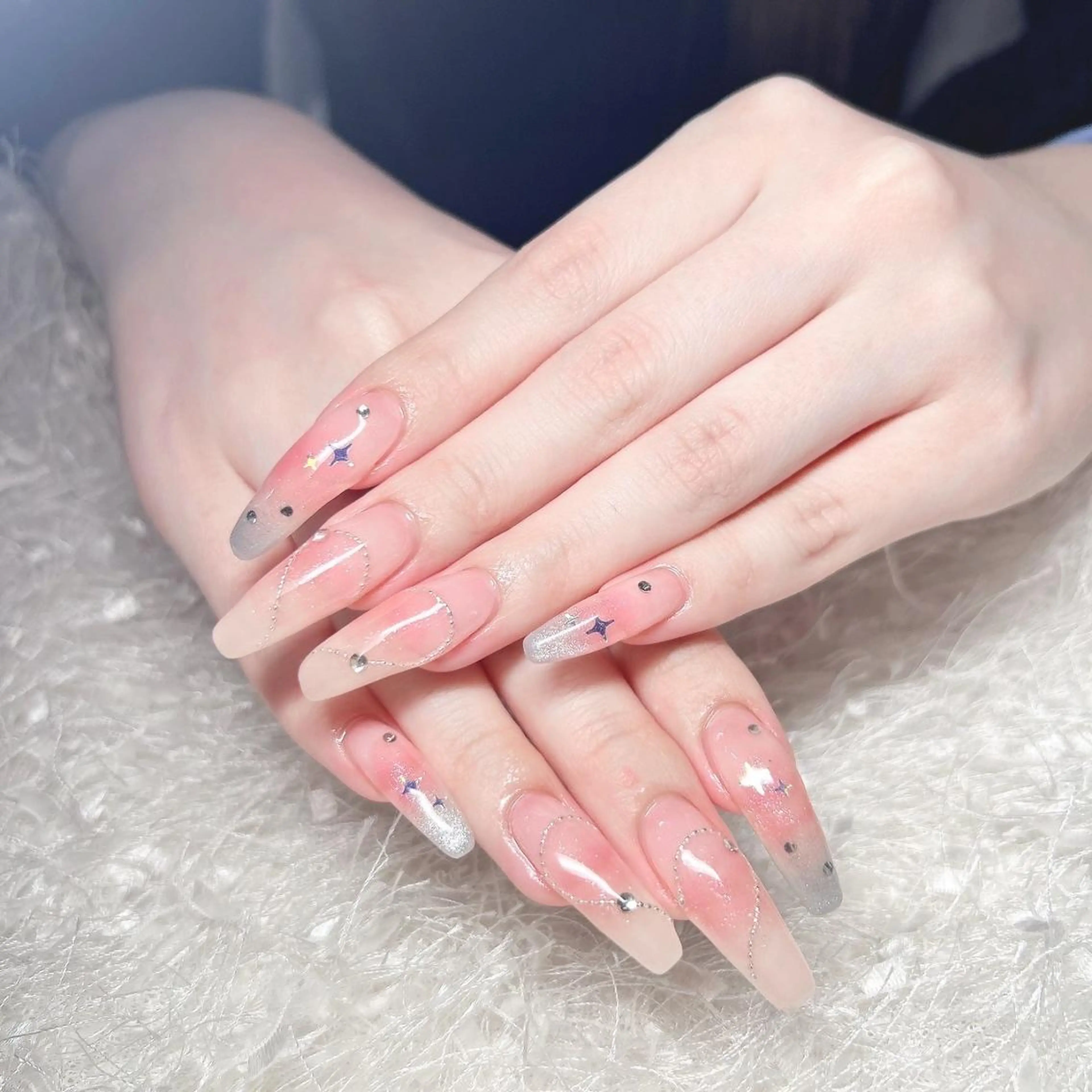 ネイル 長さ出し フレンチネイル ジェルネイル グラデーション 韓国ネイル ハンドネイル Nail&eye Belire 新宿のネイルデザイン