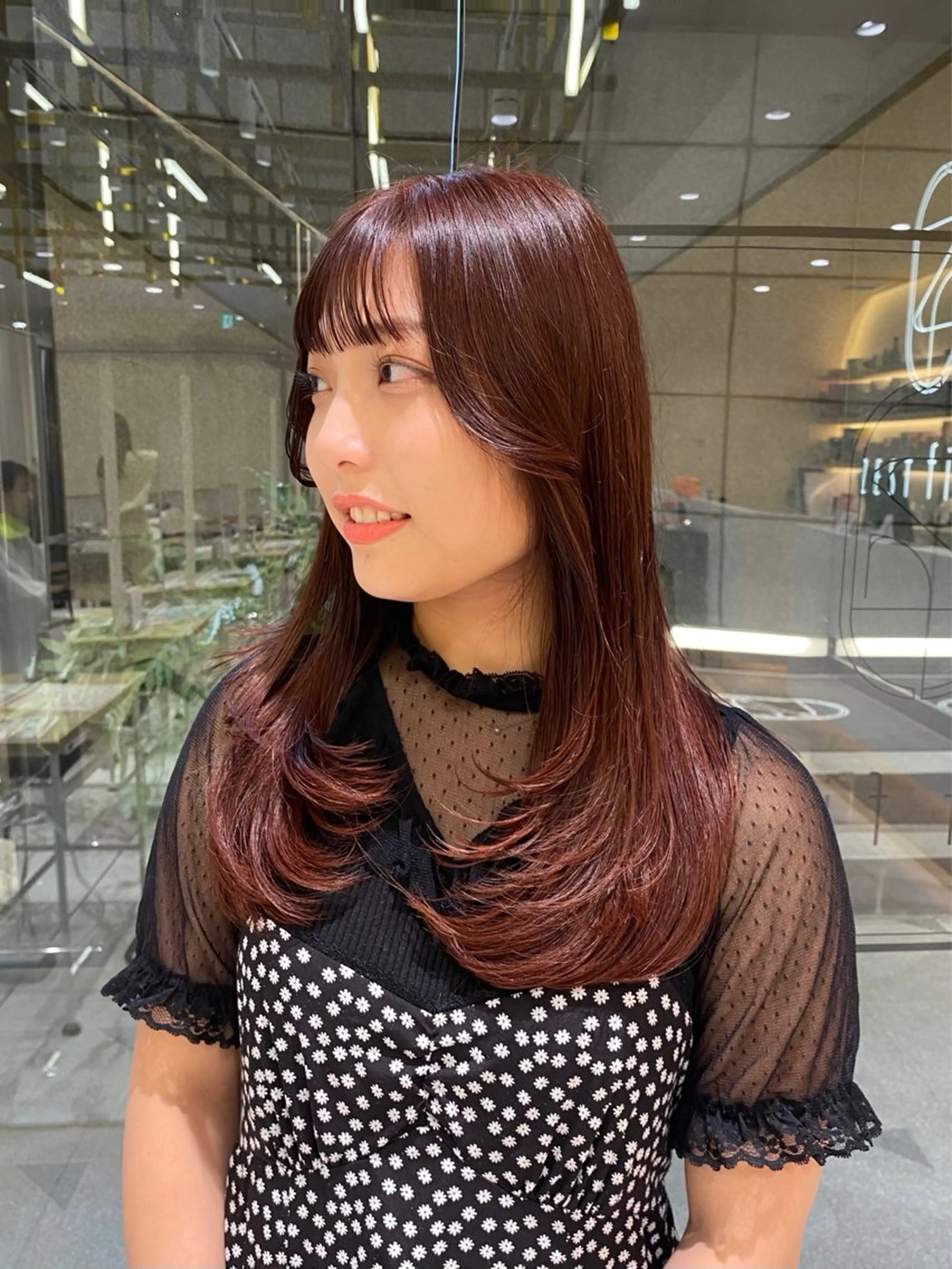 セミロング カラー レイヤーカット hina☺︎ 髪質改善/ストレートのヘアスタイル