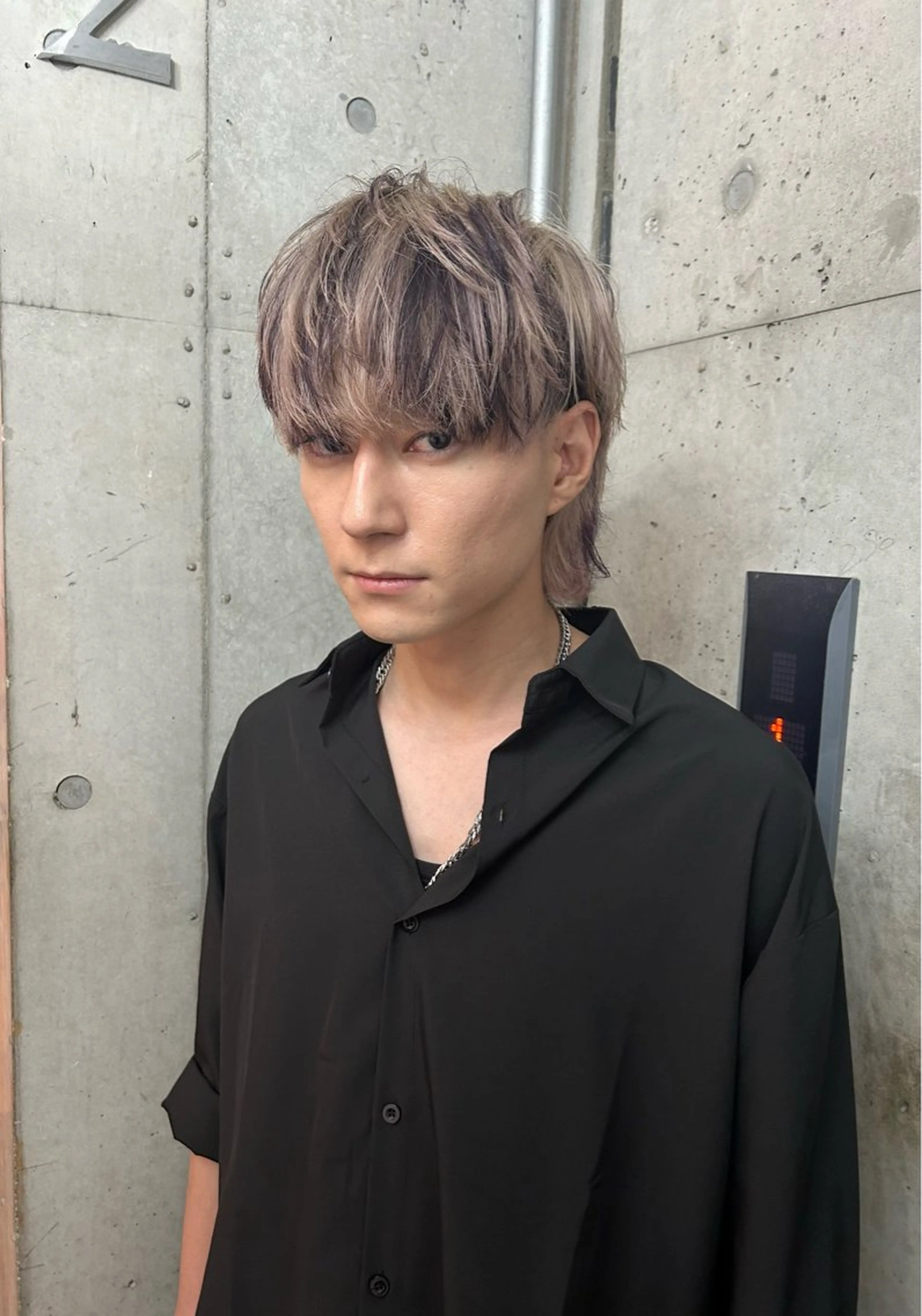 カラー メンズ ヘアカラー トリートメント 🎨デザイン🥇 美髪・艶髪　日暮千敬のヘアスタイル